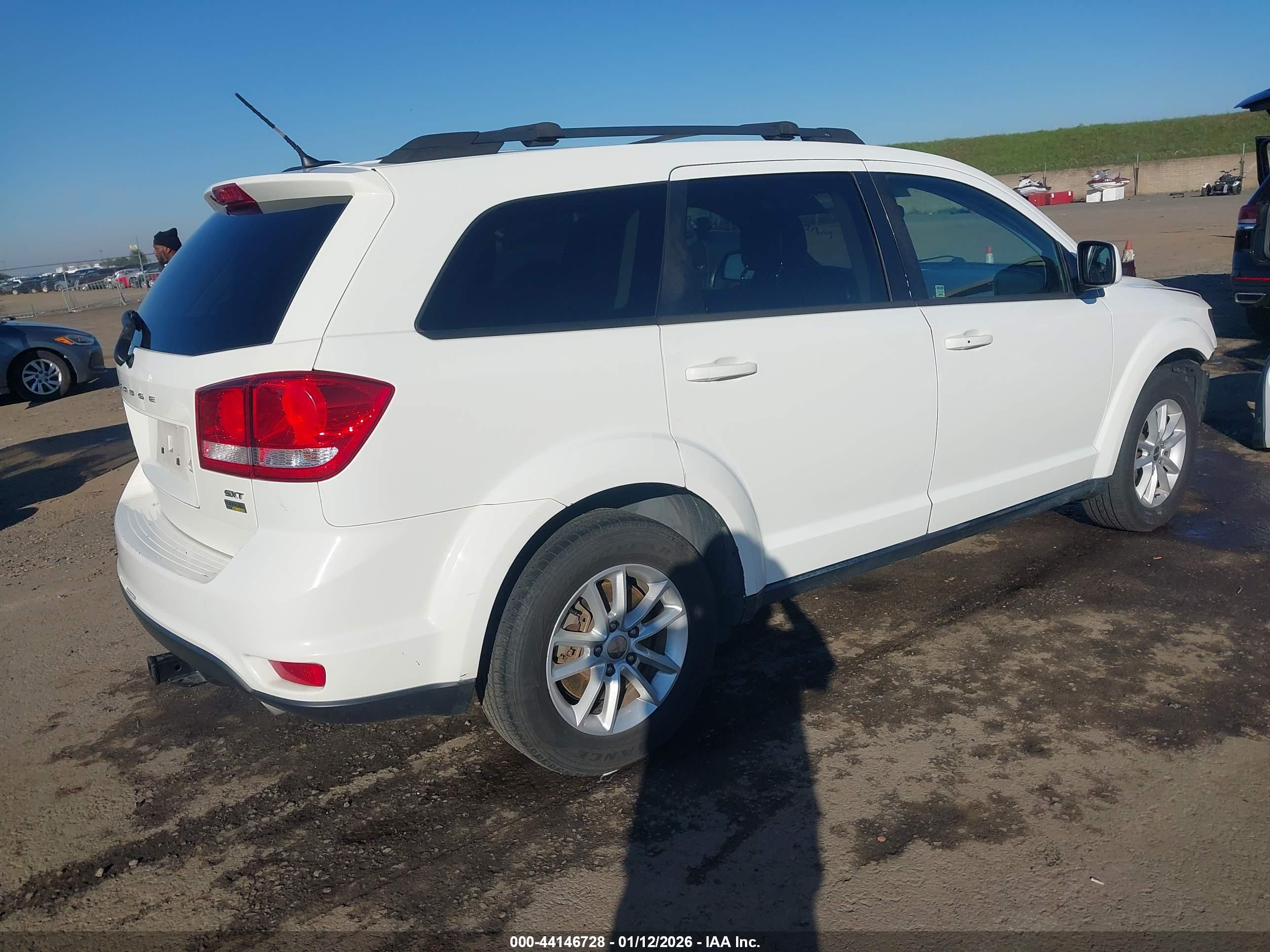 DODGE JOURNEY image 4