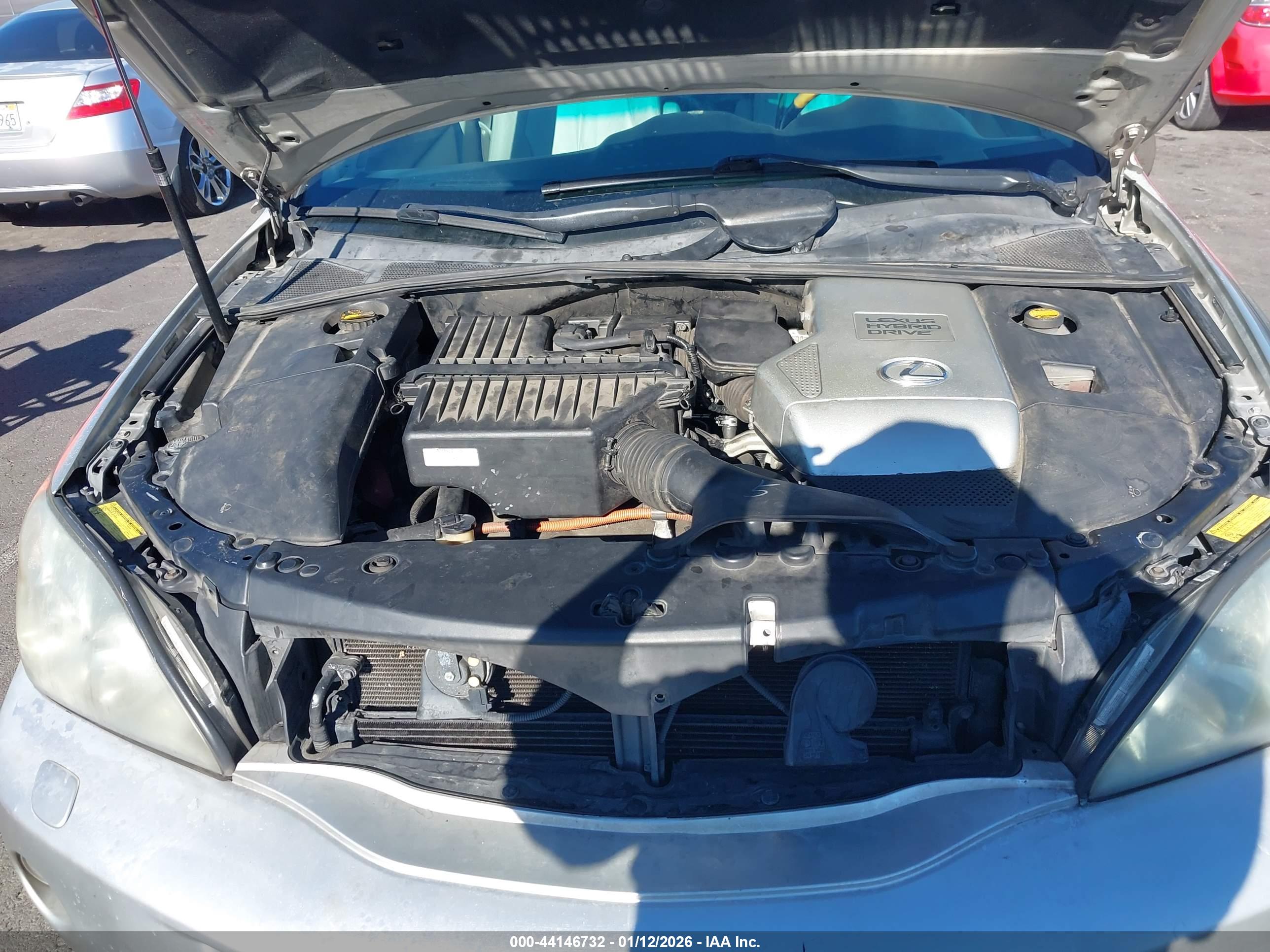 LEXUS RX image 10