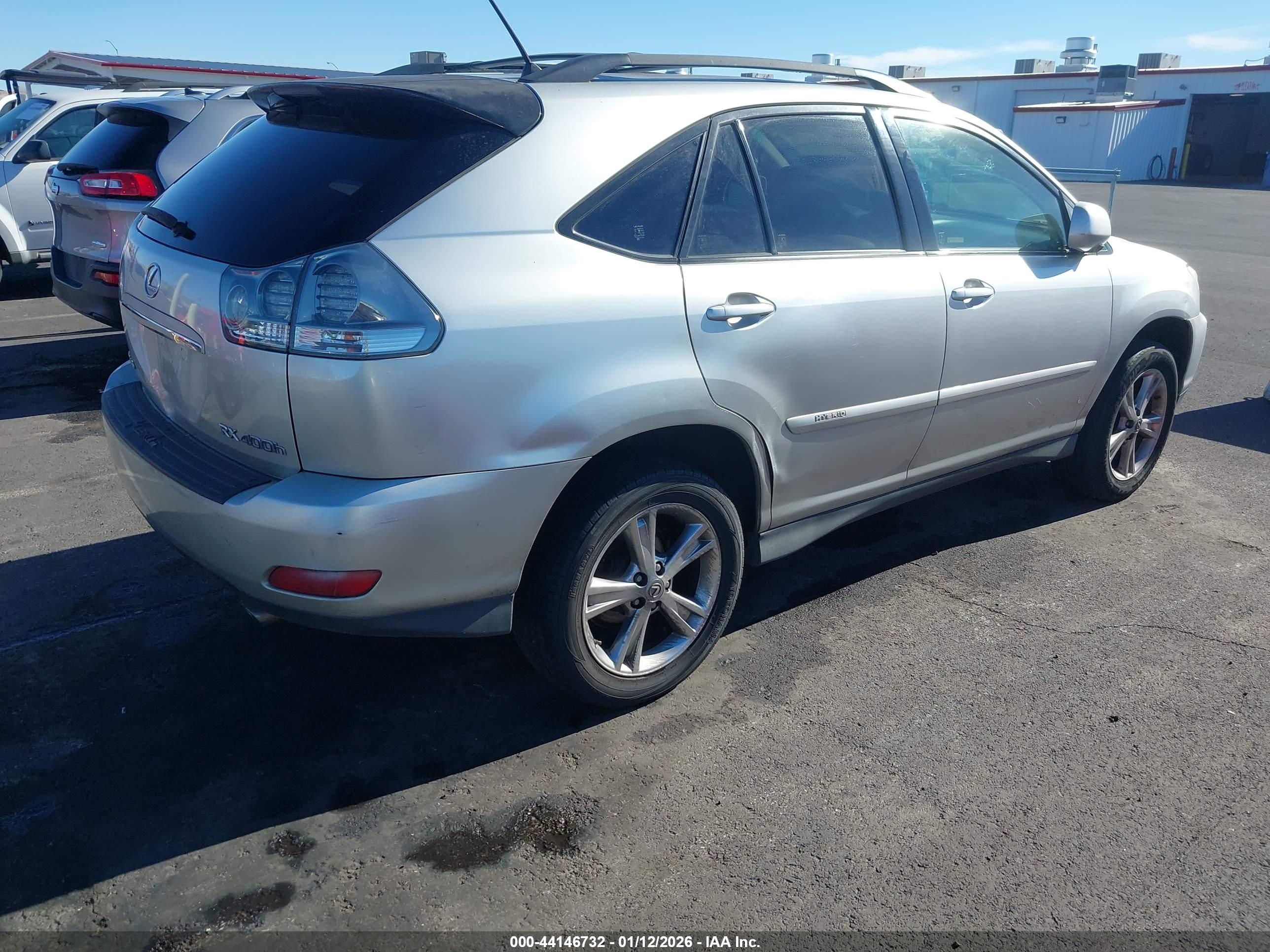 LEXUS RX image 4
