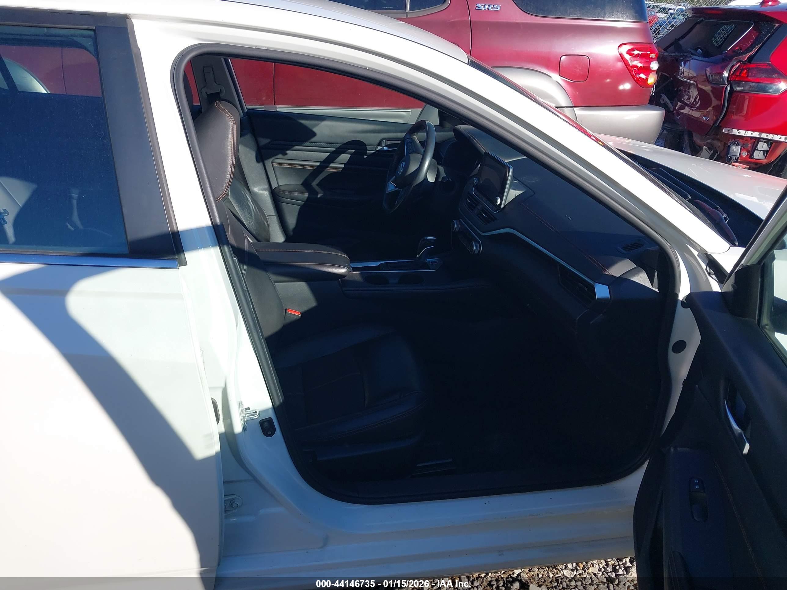 NISSAN ALTIMA image 5