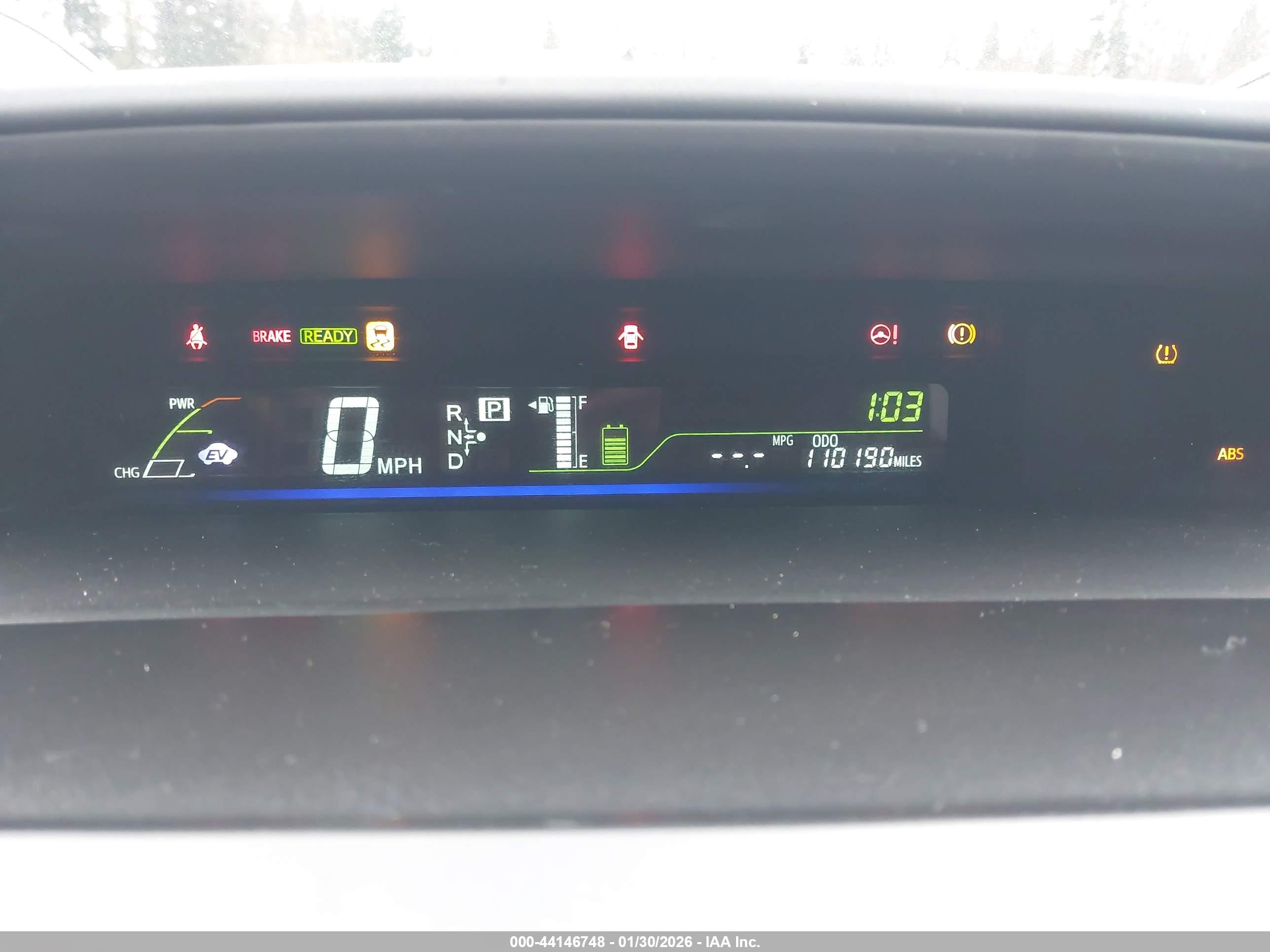 TOYOTA PRIUS image 7
