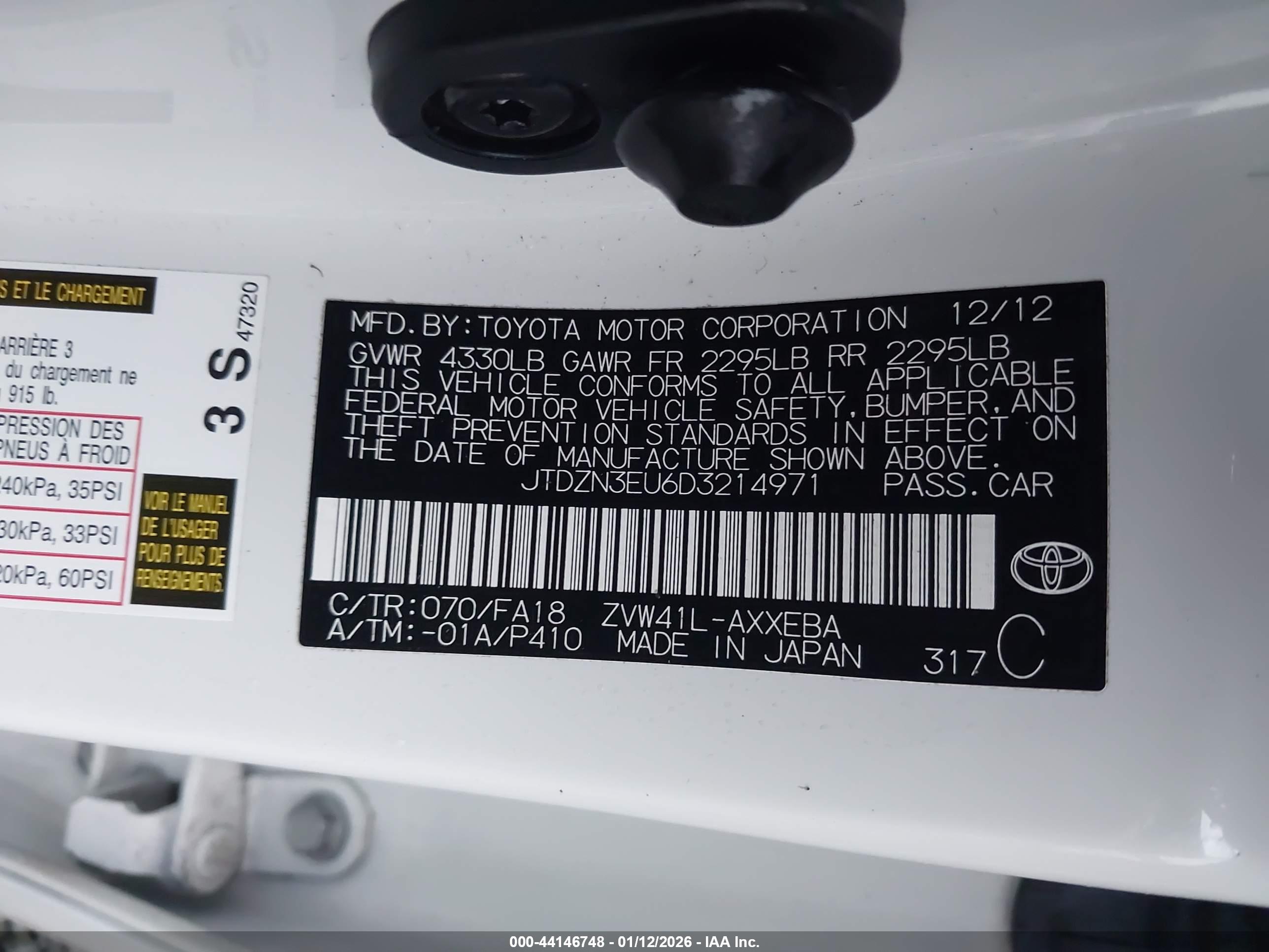 TOYOTA PRIUS image 9