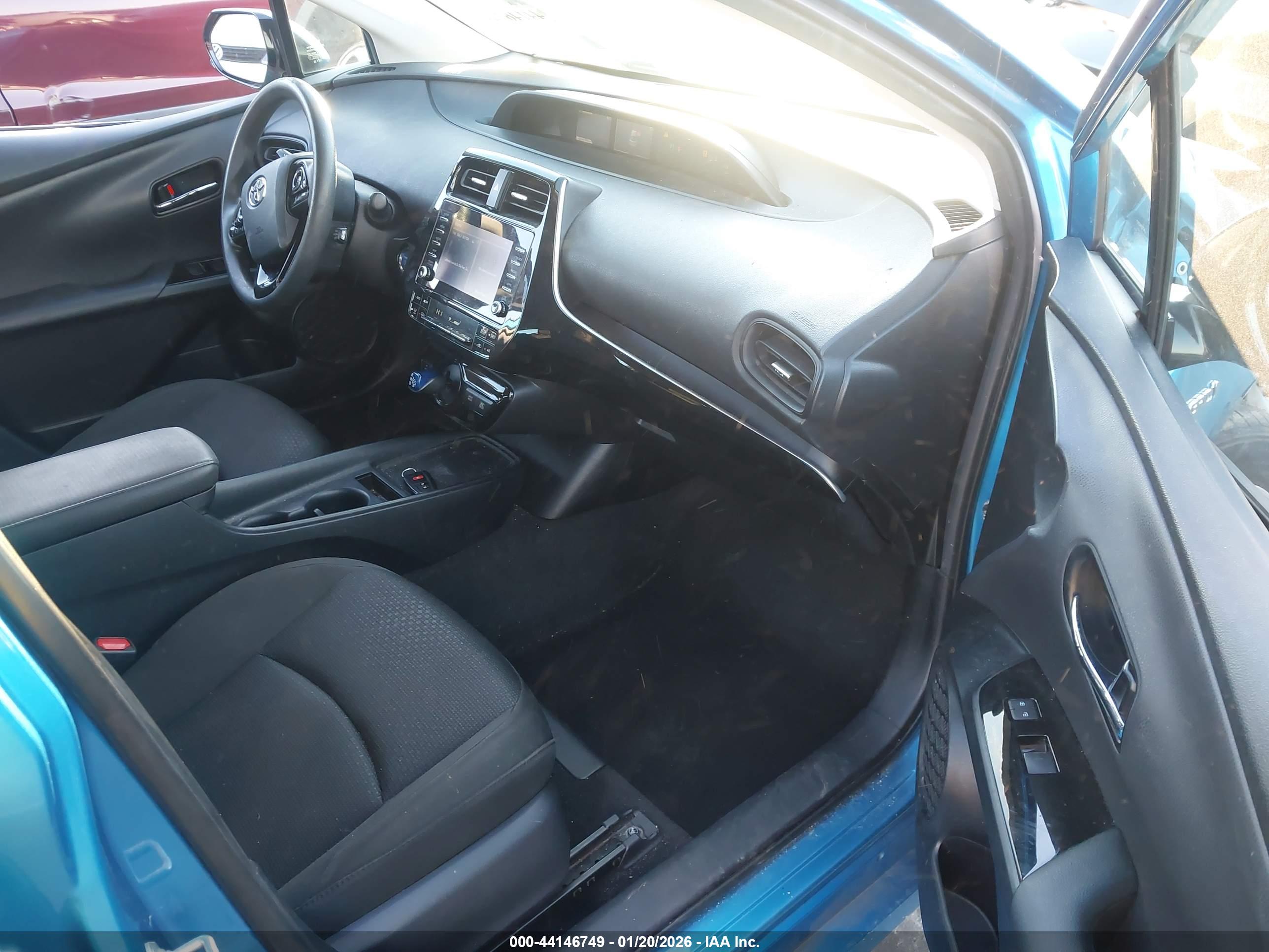 TOYOTA PRIUS image 5