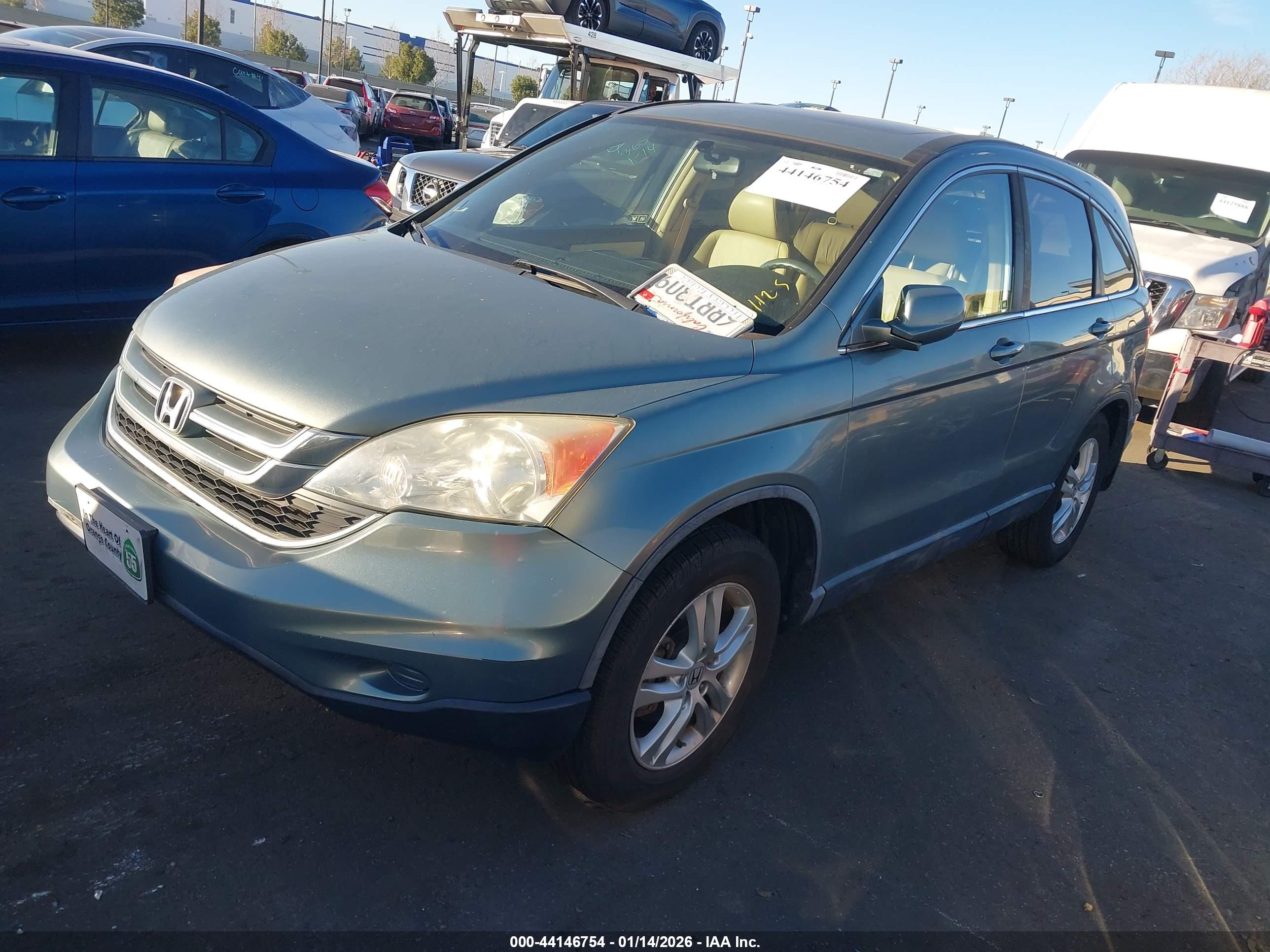 HONDA CR-V image 2