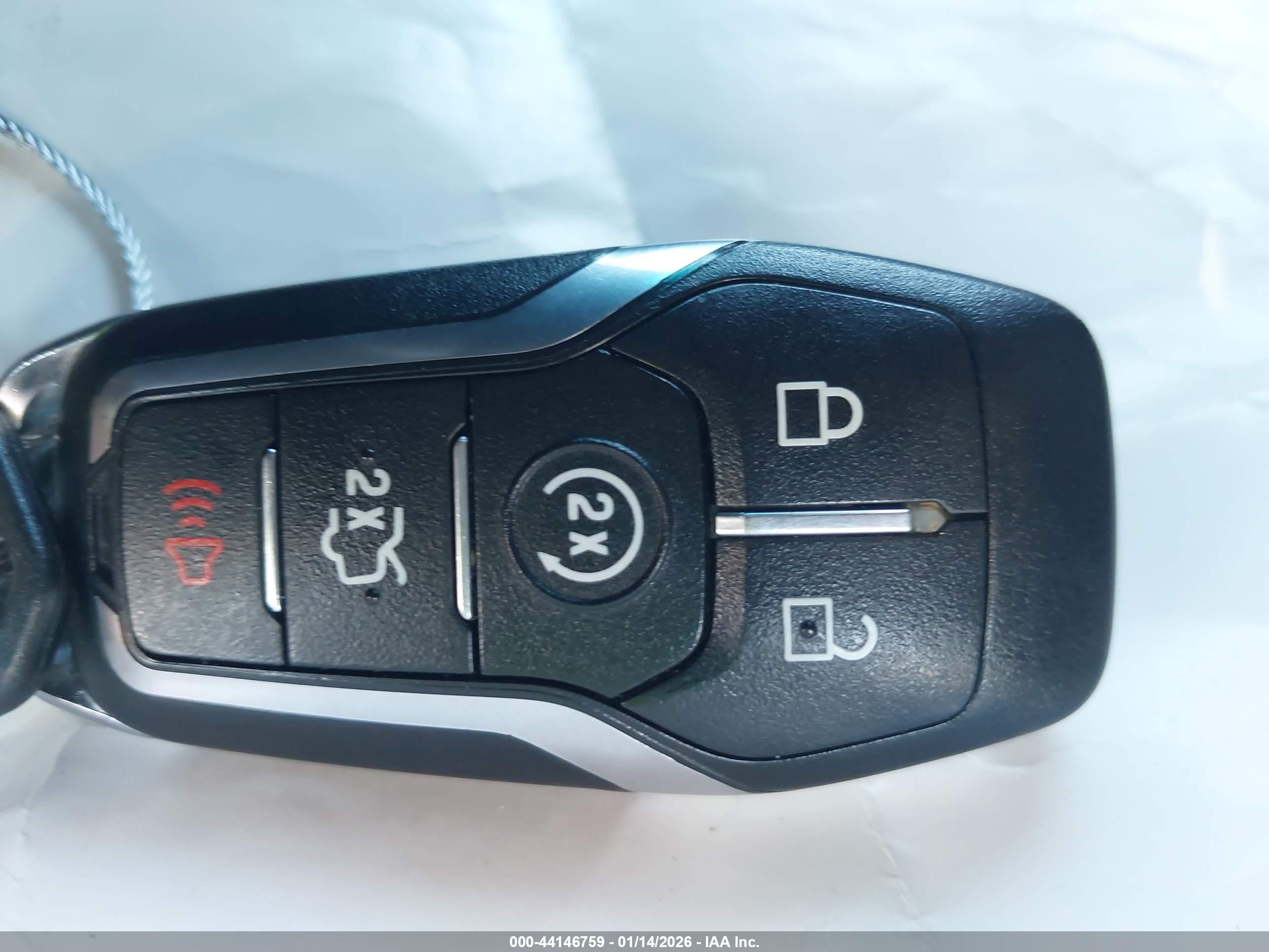 FORD EXPLORER image 11