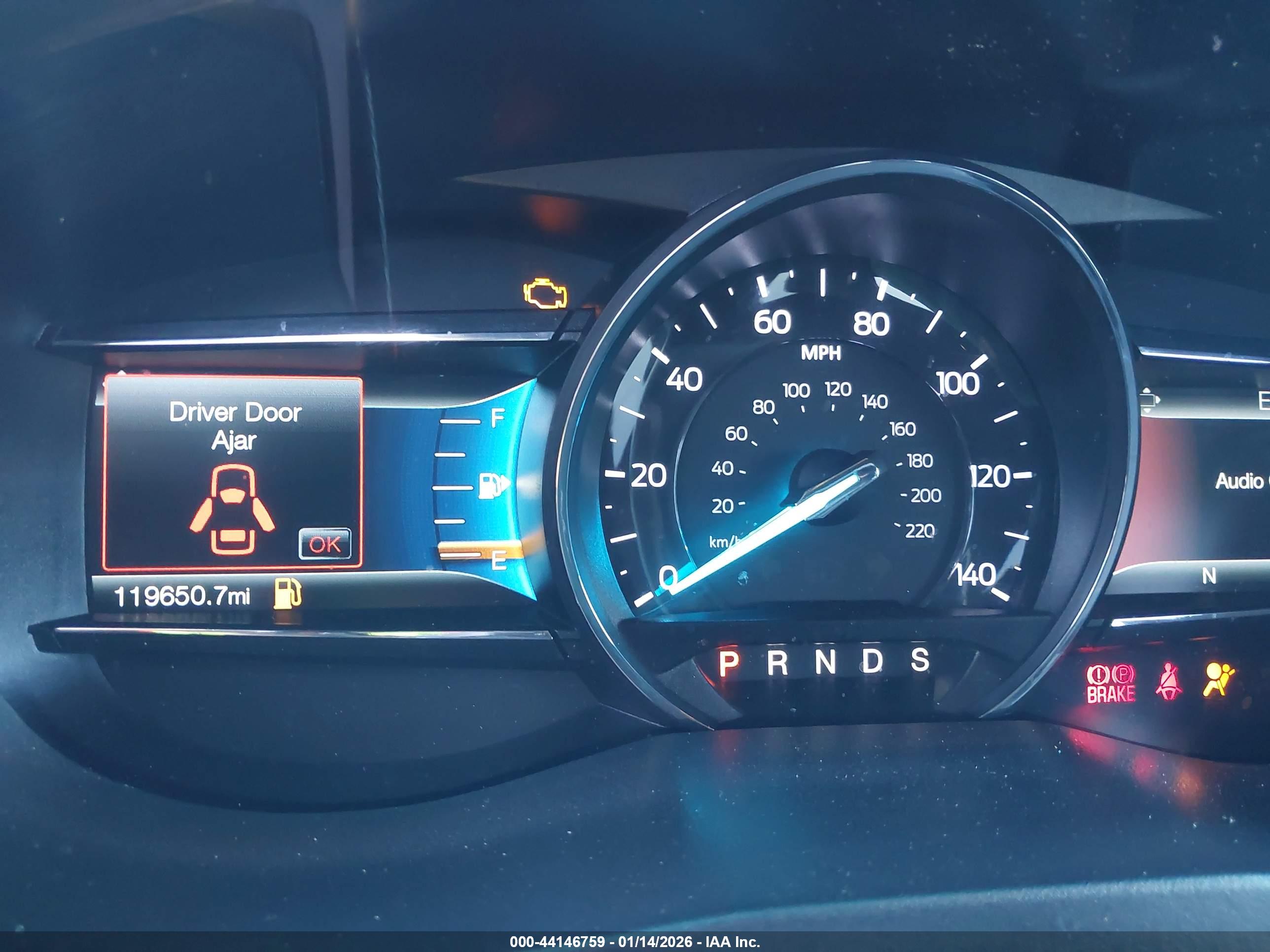 FORD EXPLORER image 7