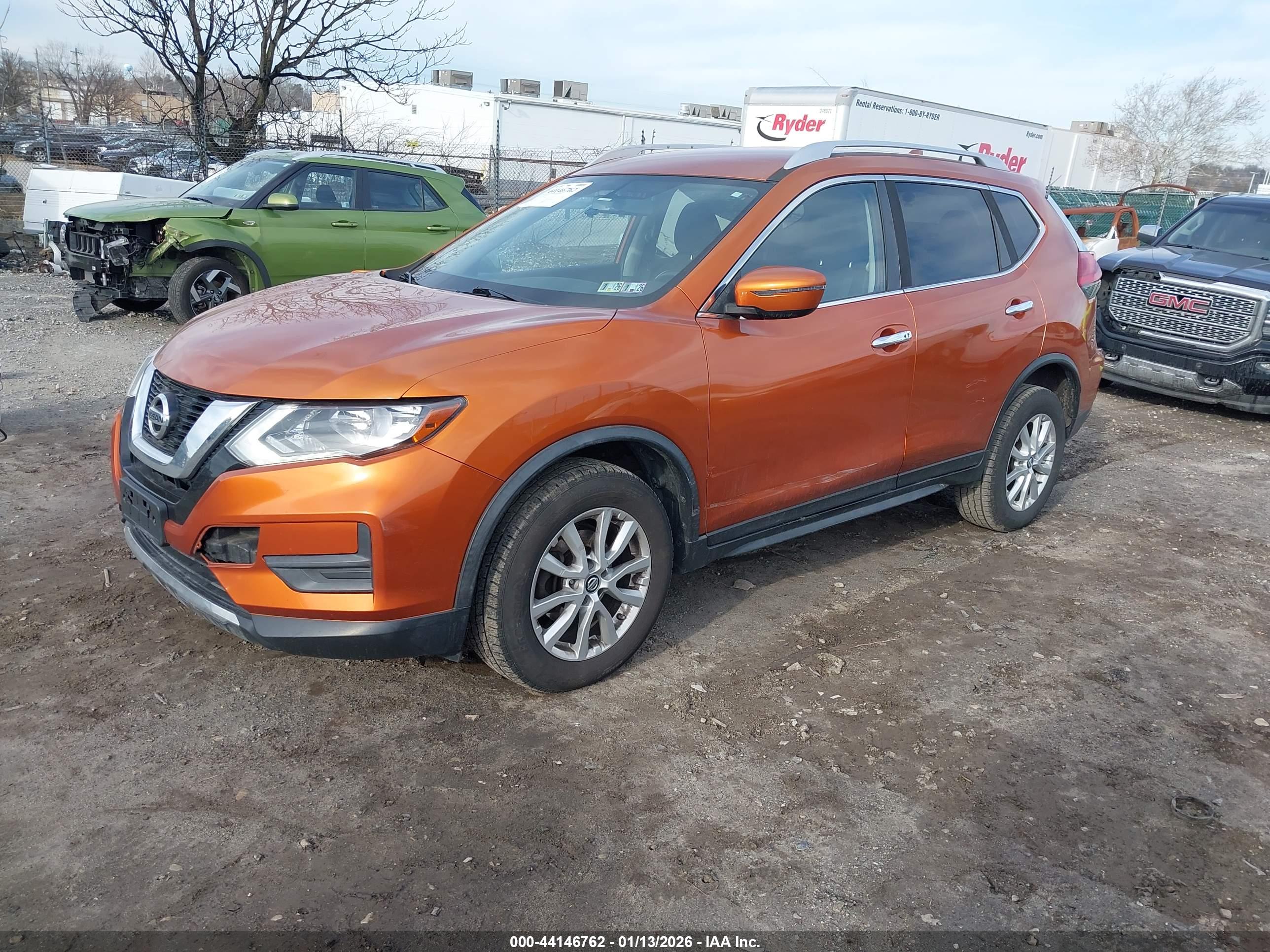 NISSAN ROGUE image 2