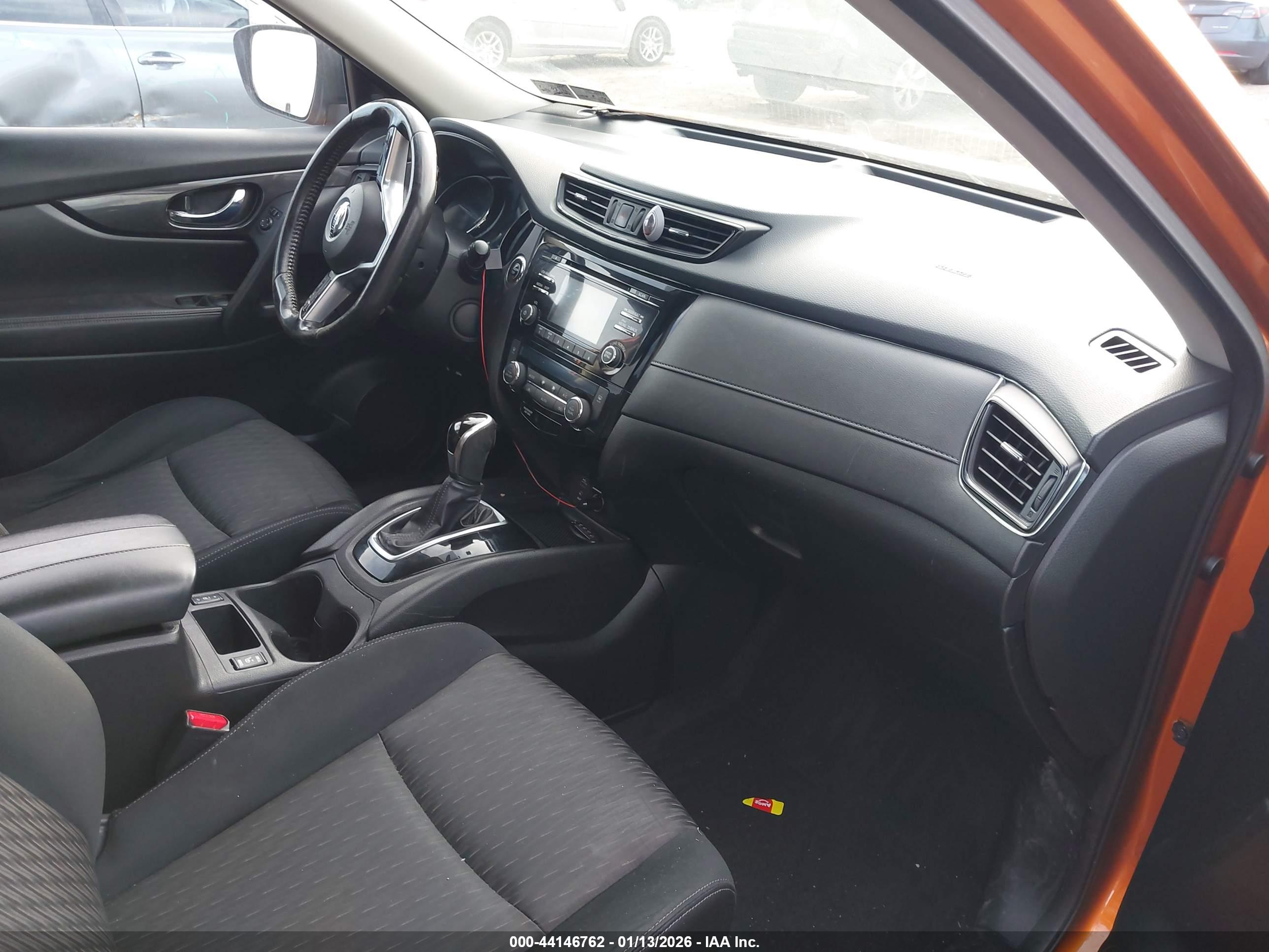 NISSAN ROGUE image 5