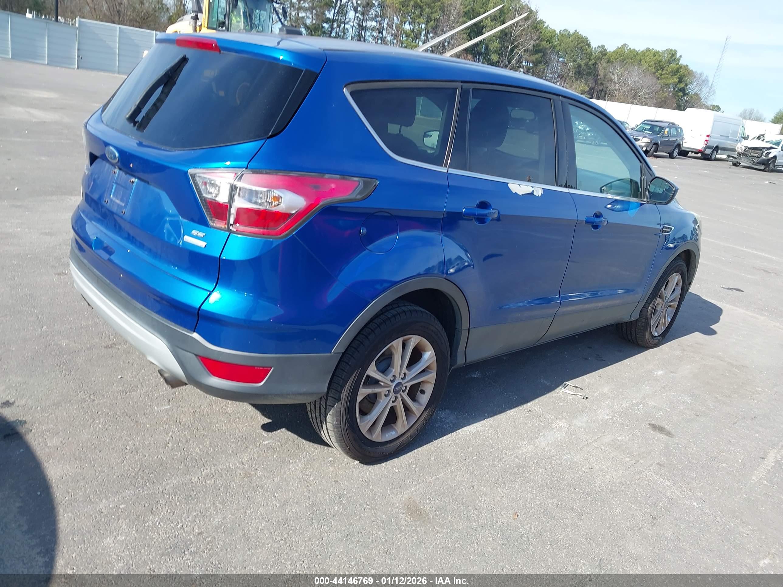 FORD ESCAPE image 4