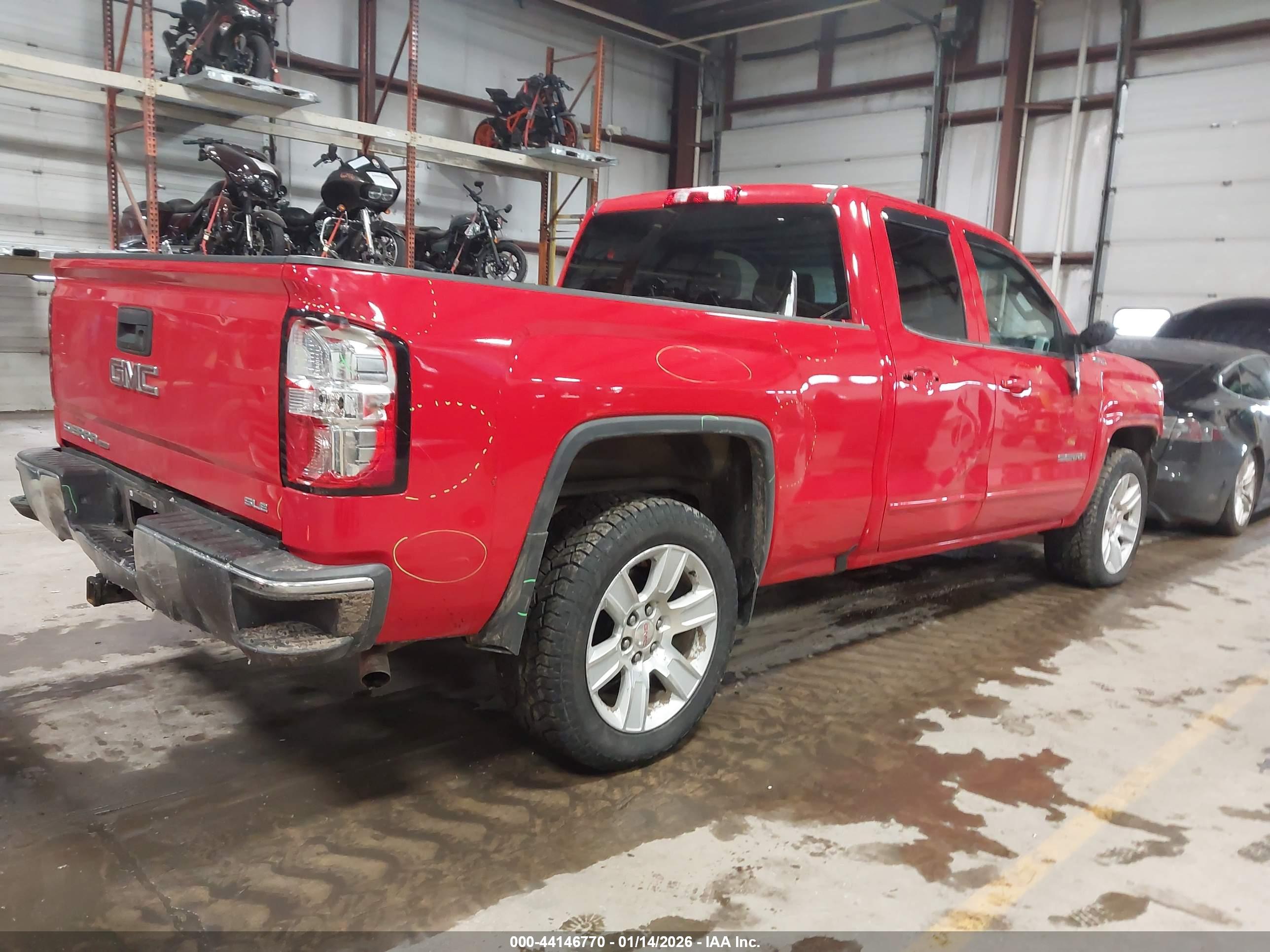 GMC SIERRA image 4