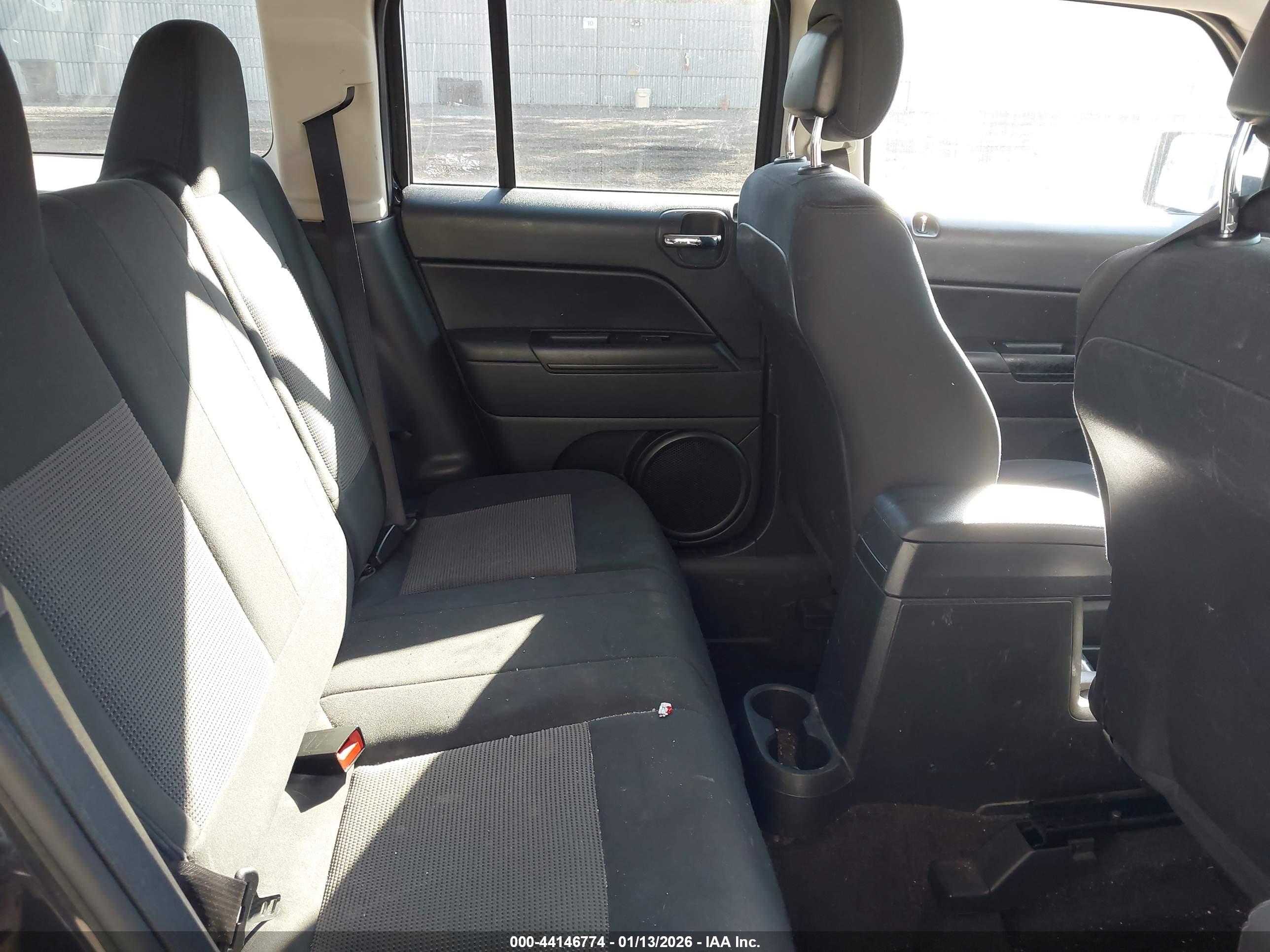 JEEP PATRIOT image 8