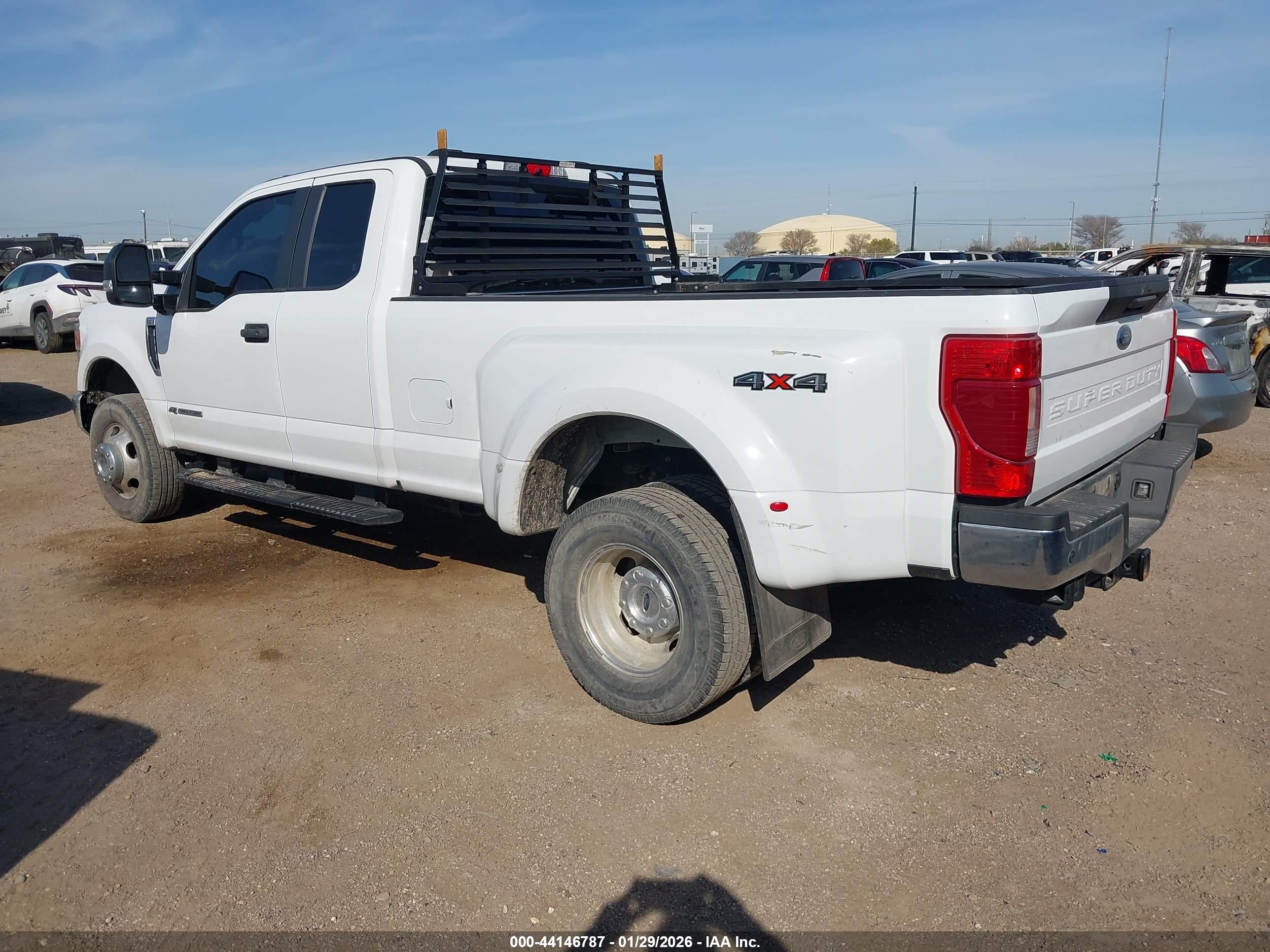 FORD F-350 image 3