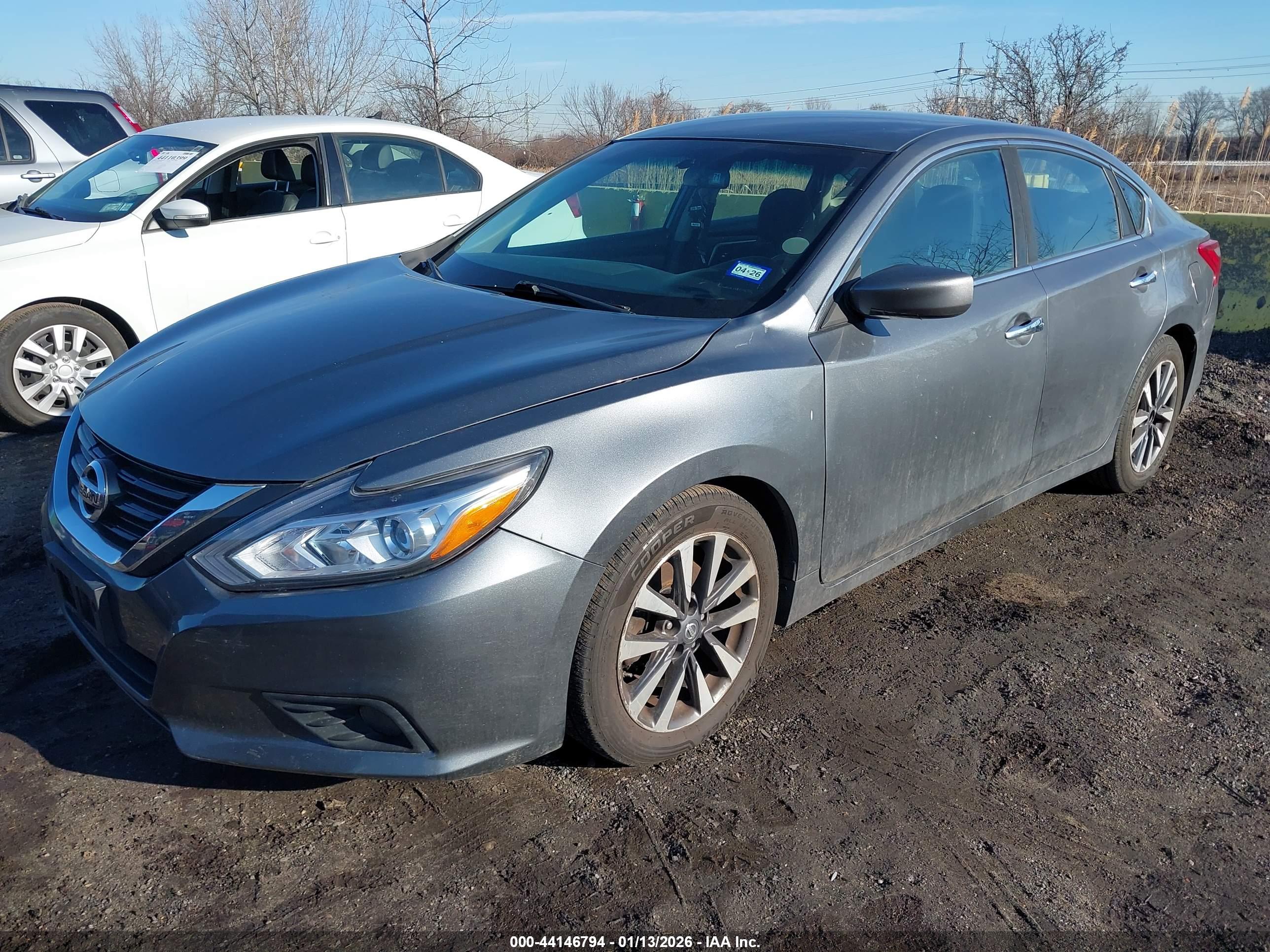 NISSAN ALTIMA image 2