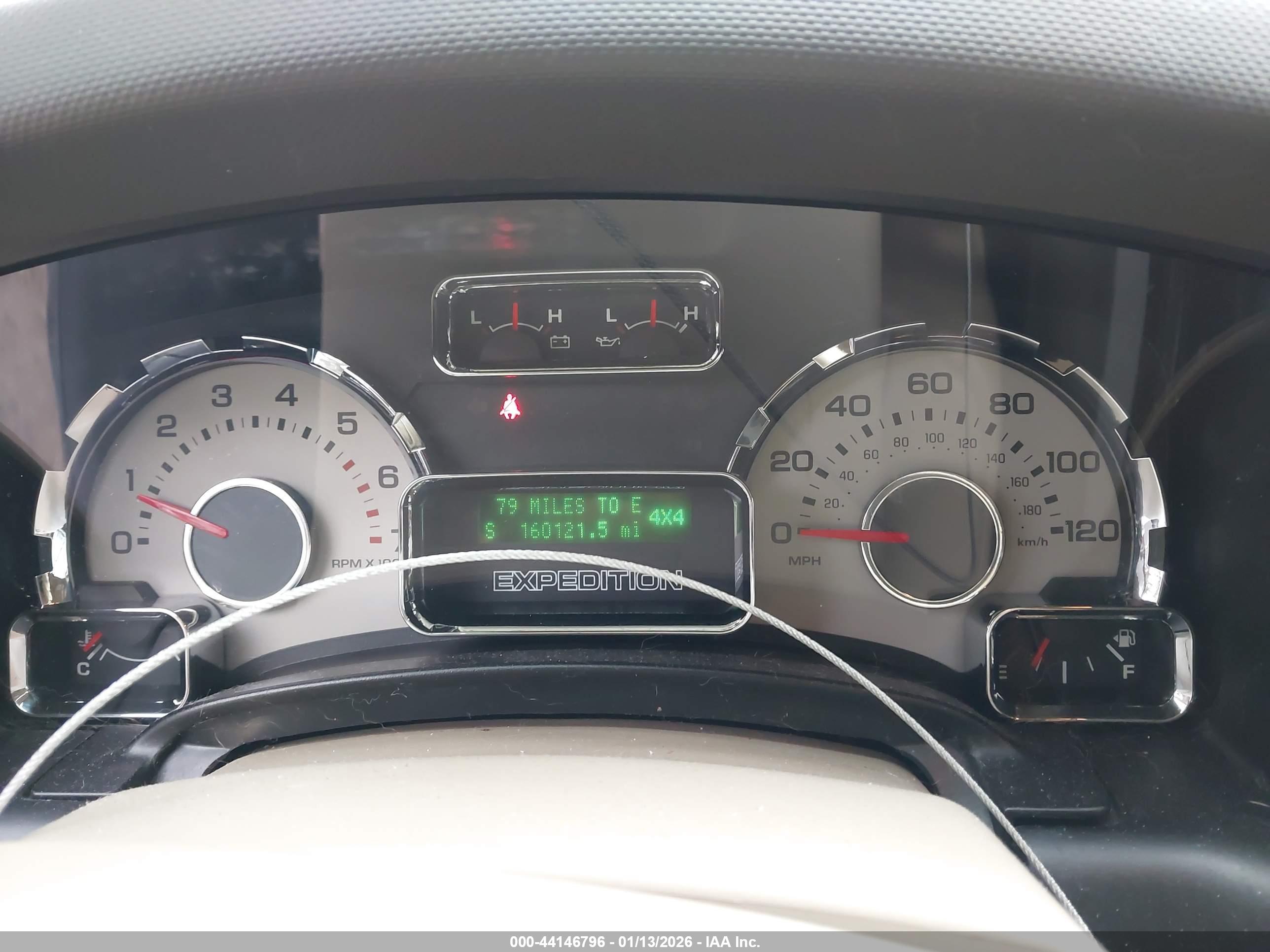 FORD EXPEDITION image 7