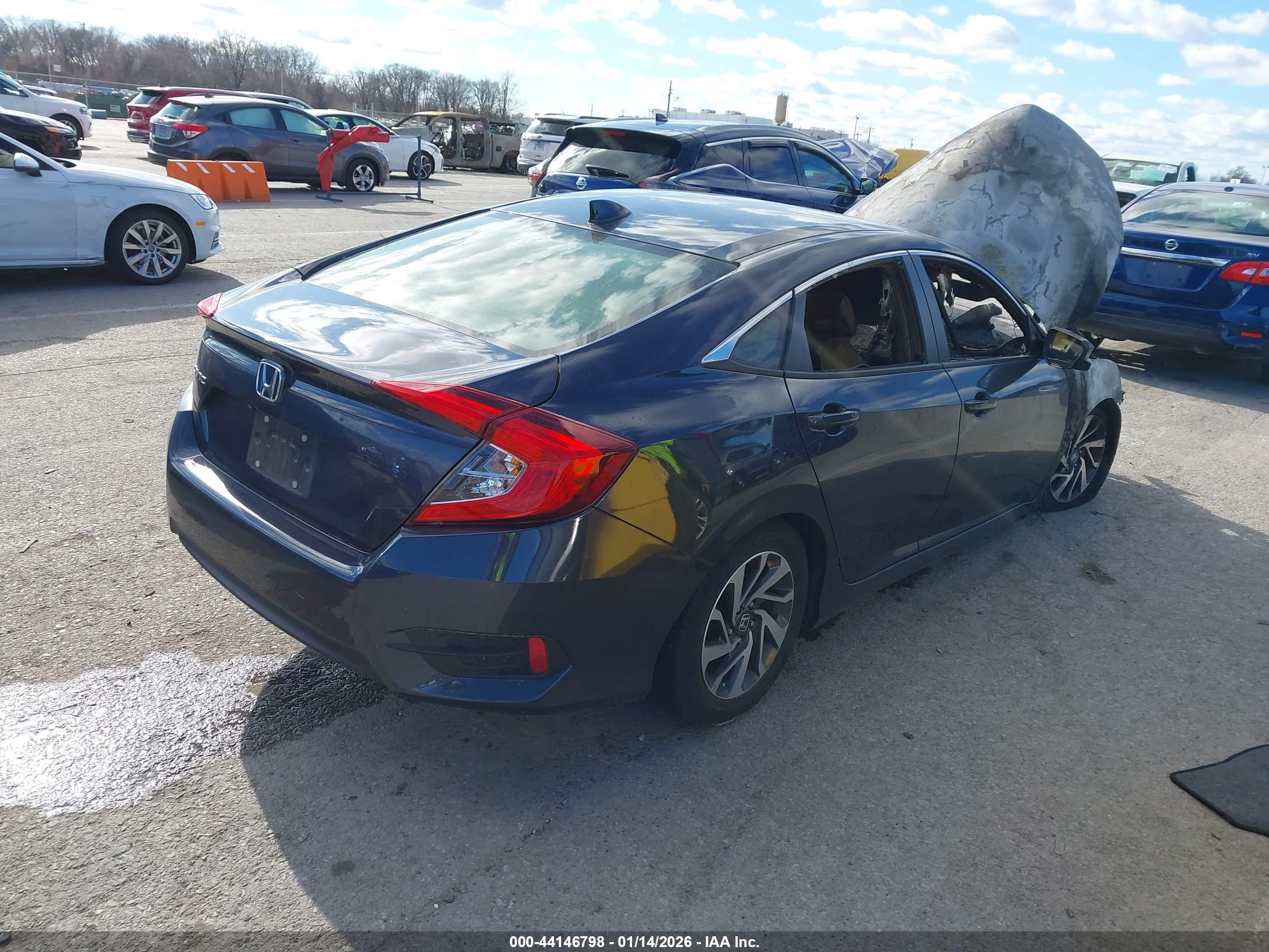 HONDA CIVIC image 4