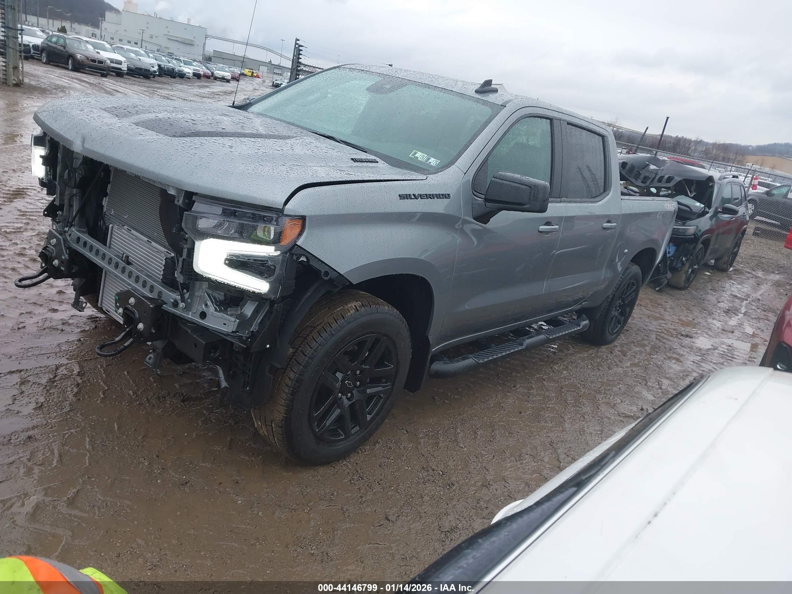 CHEVROLET SILVERADO image 2
