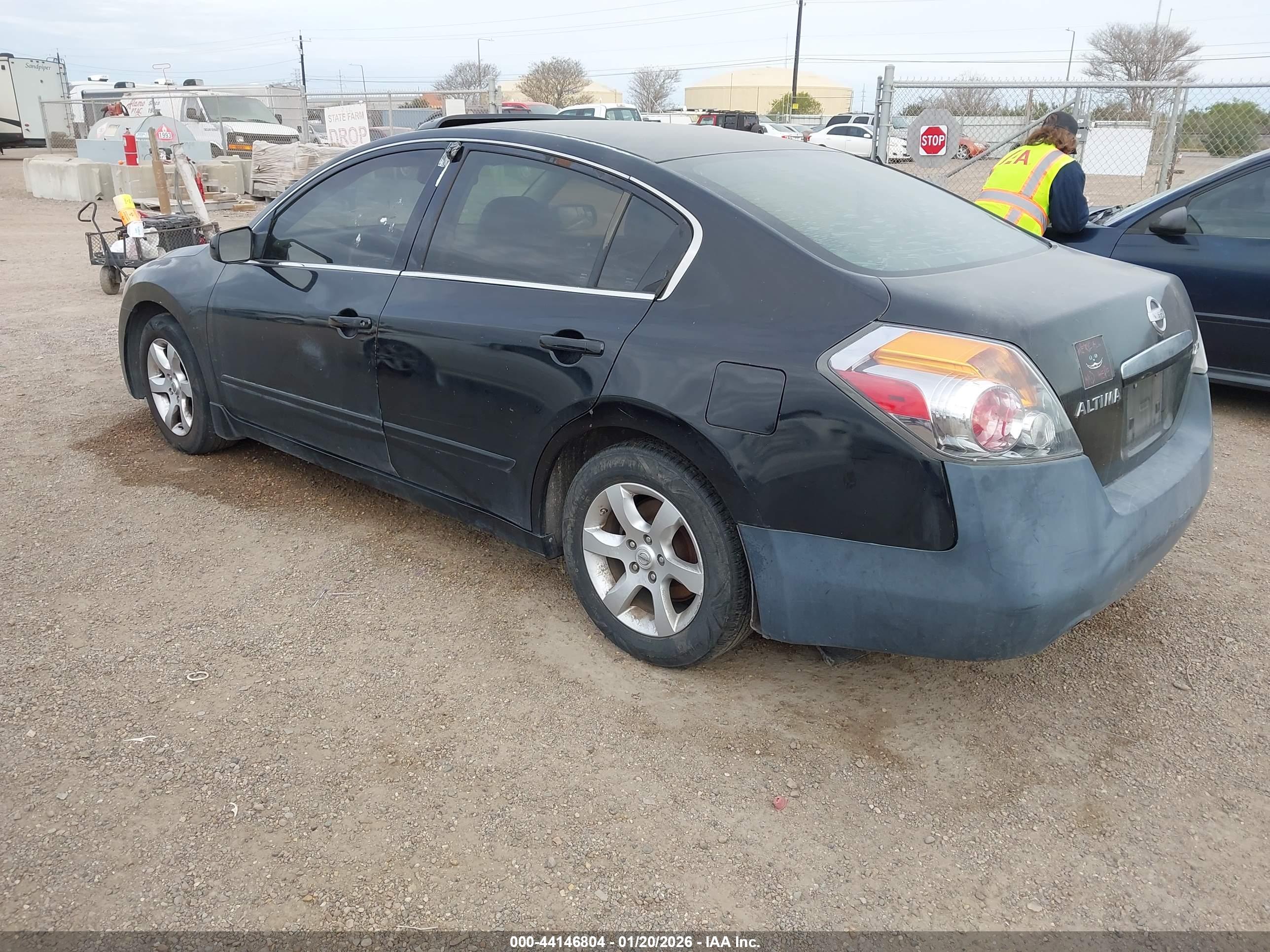 NISSAN ALTIMA image 3