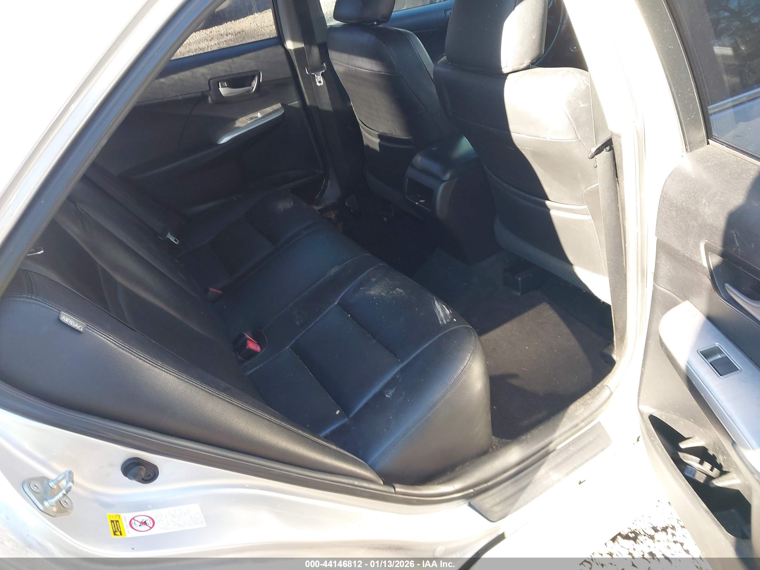 TOYOTA CAMRY image 8