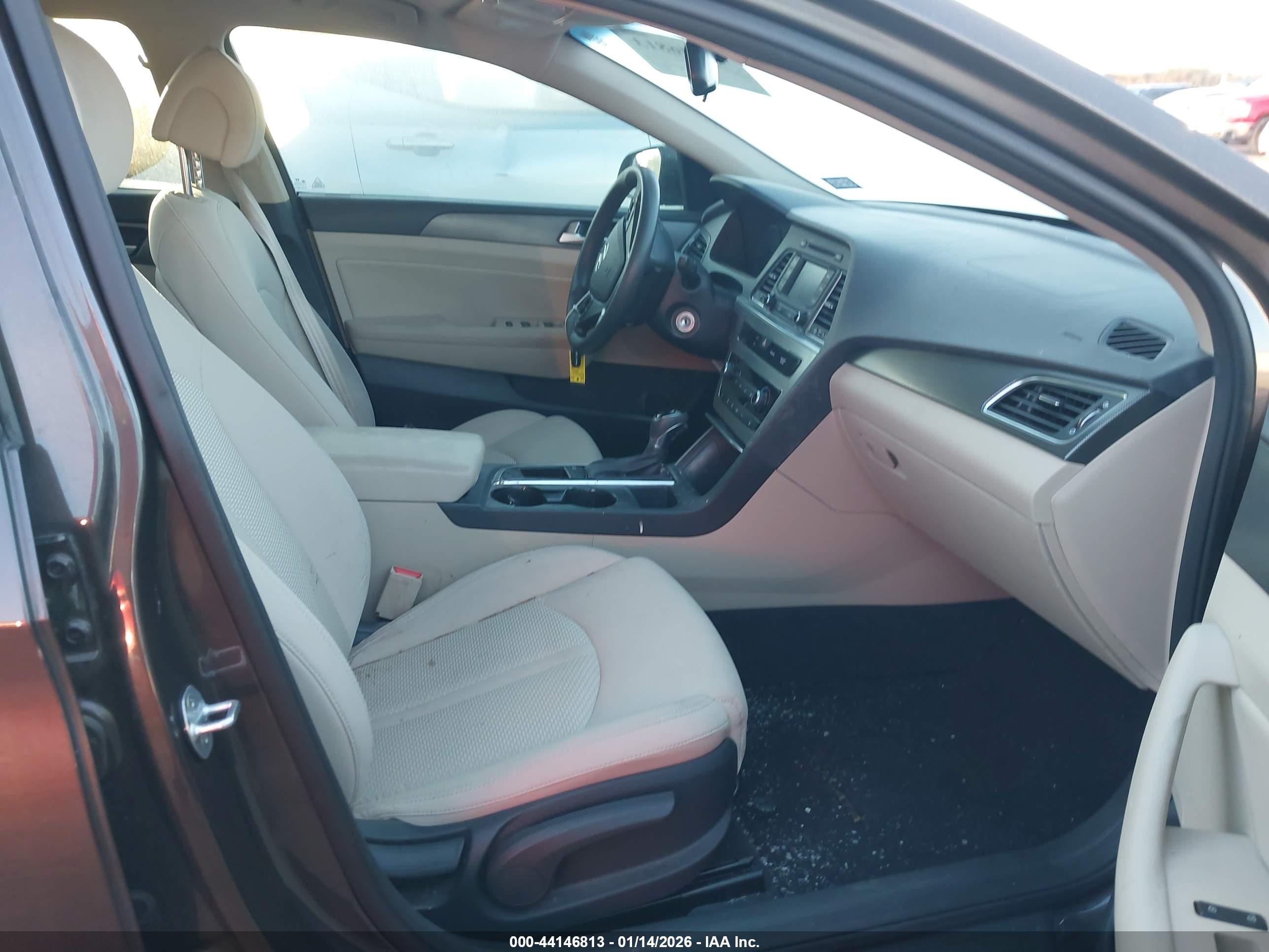 HYUNDAI SONATA image 5