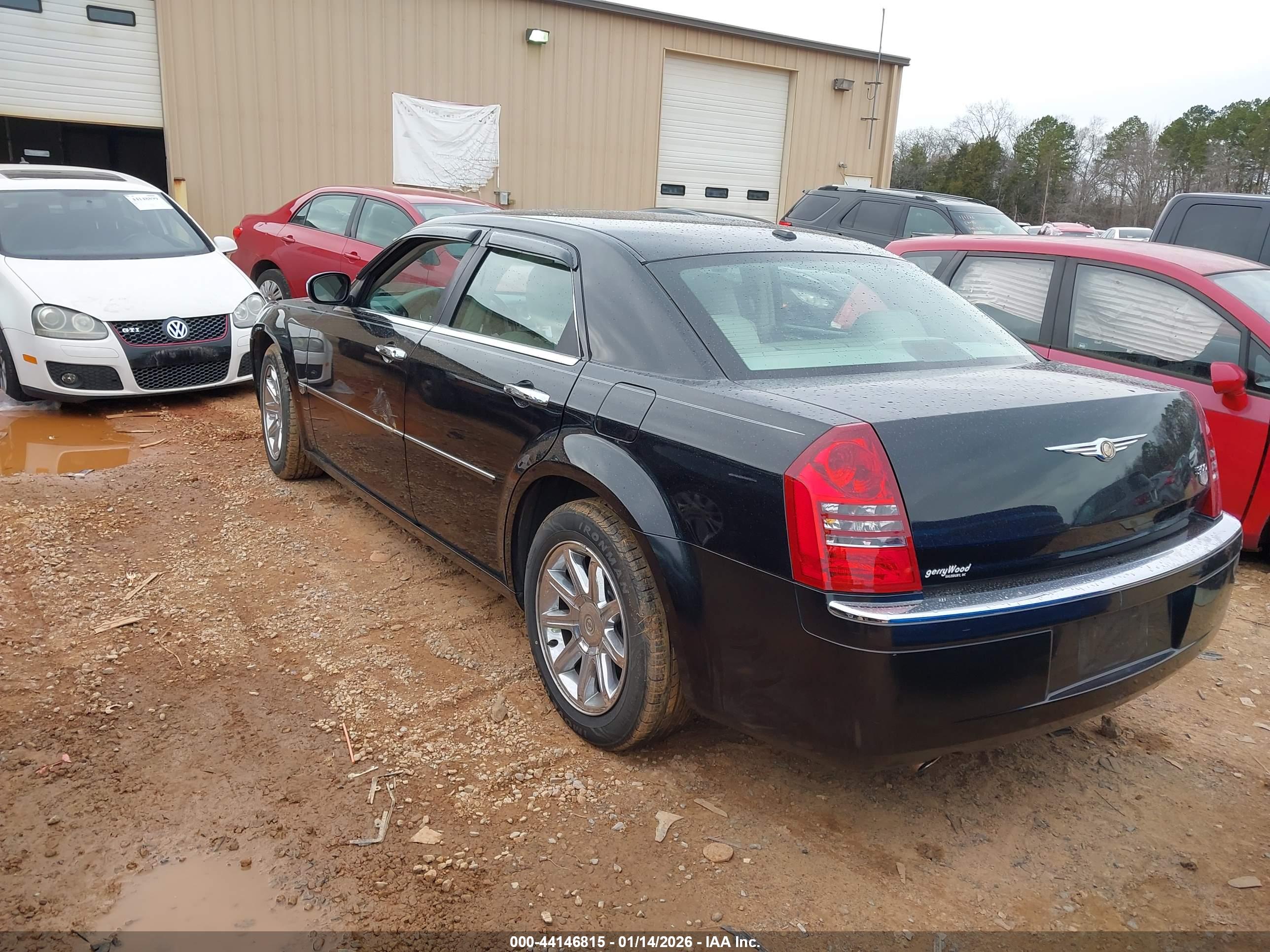 CHRYSLER 300C image 3