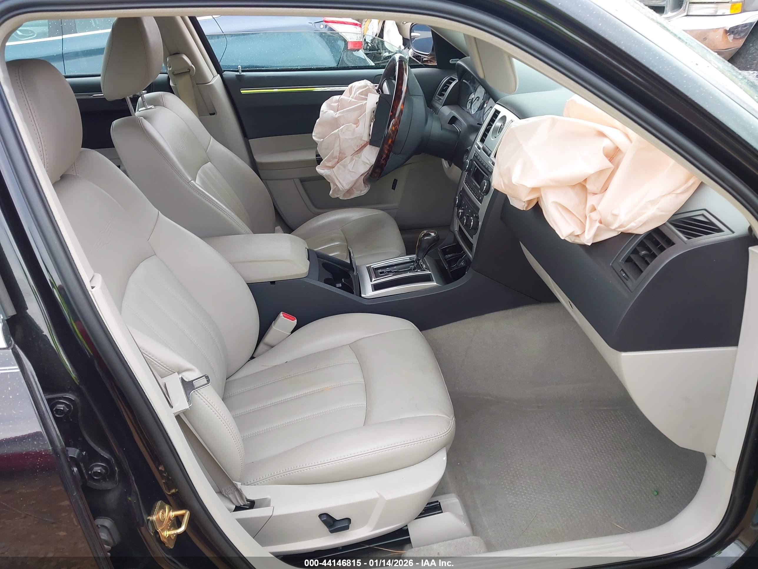 CHRYSLER 300C image 5