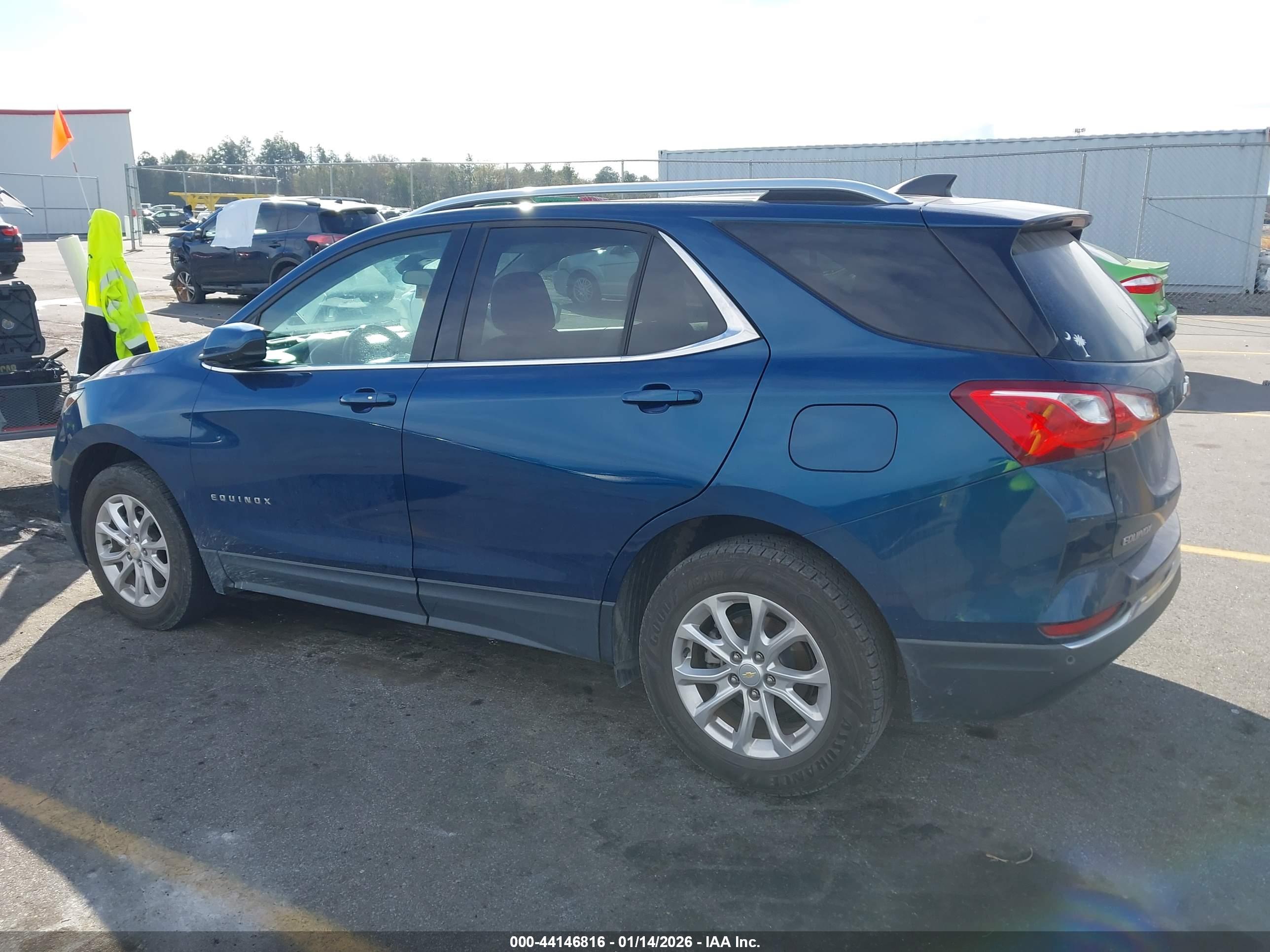 CHEVROLET EQUINOX image 3