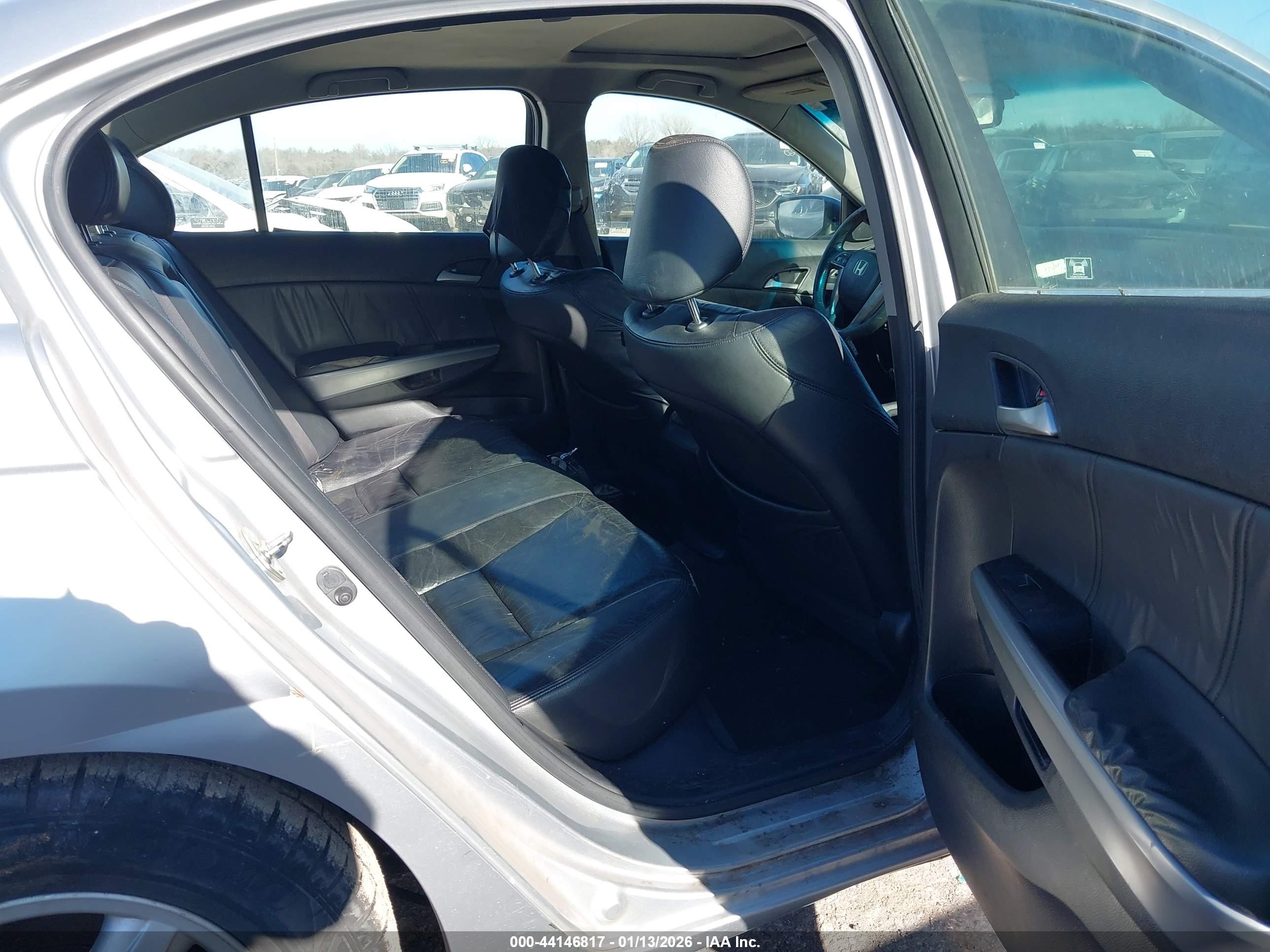 HONDA ACCORD image 8