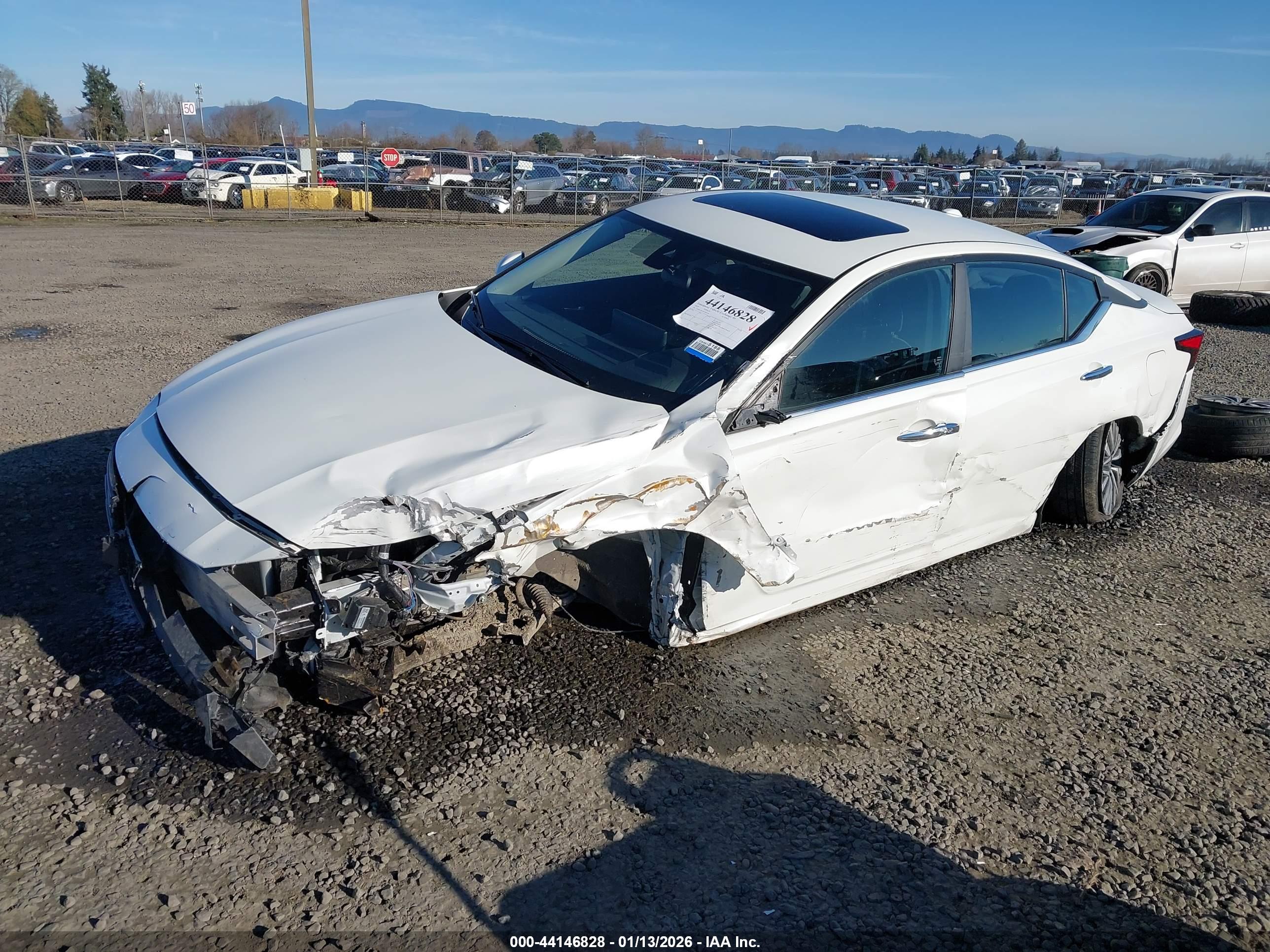 NISSAN ALTIMA image 2