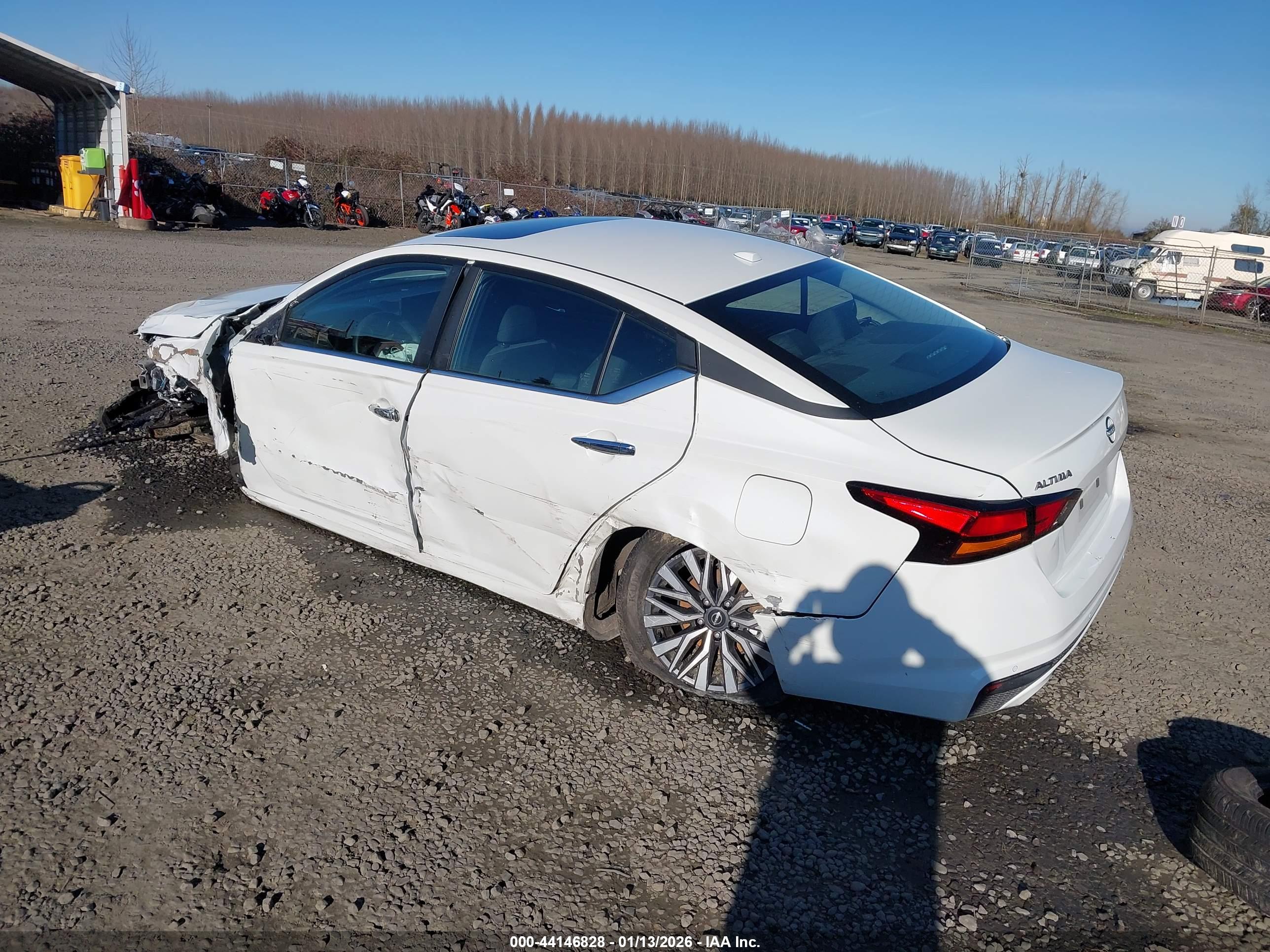 NISSAN ALTIMA image 3