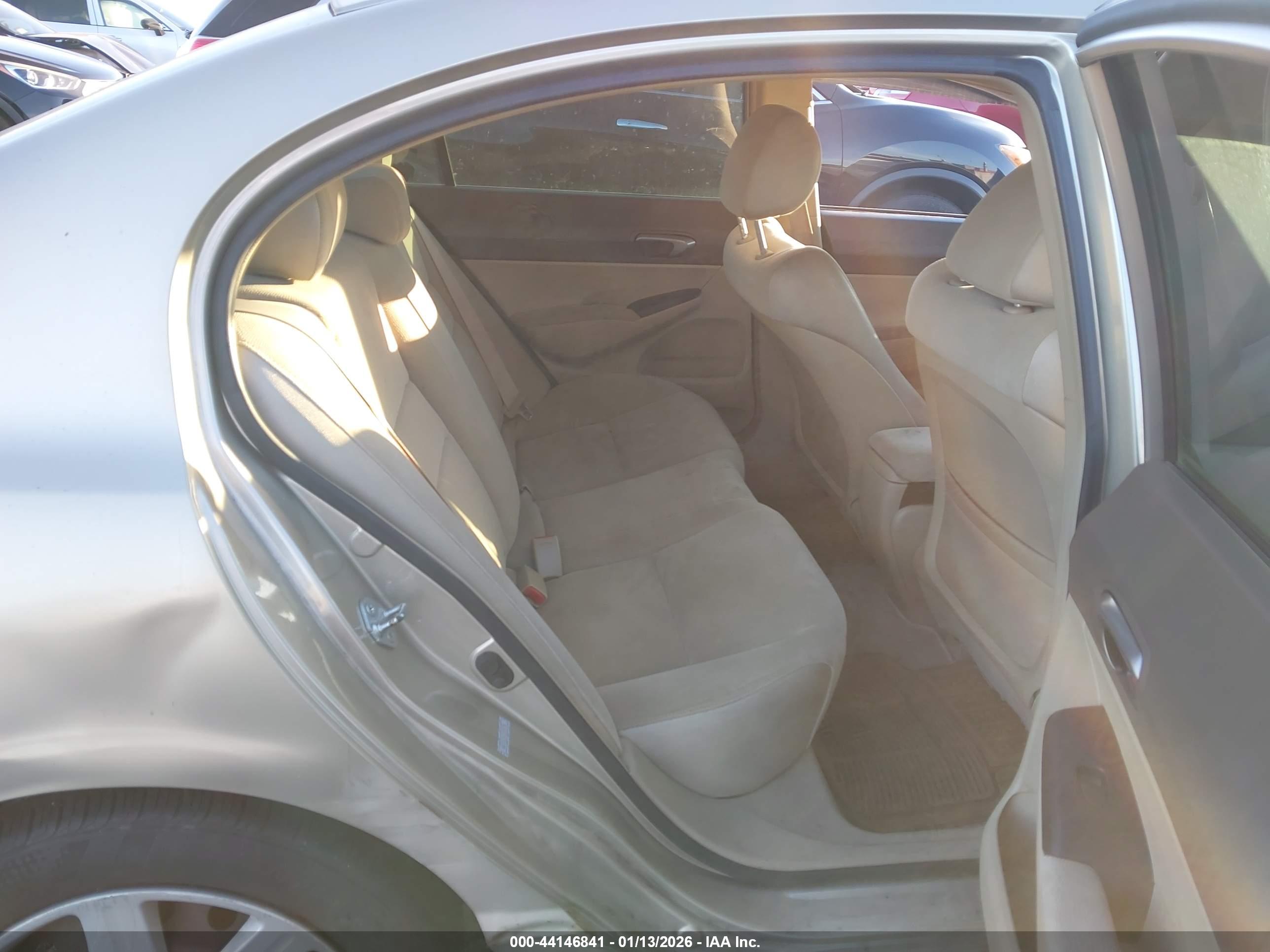 HONDA CIVIC image 8