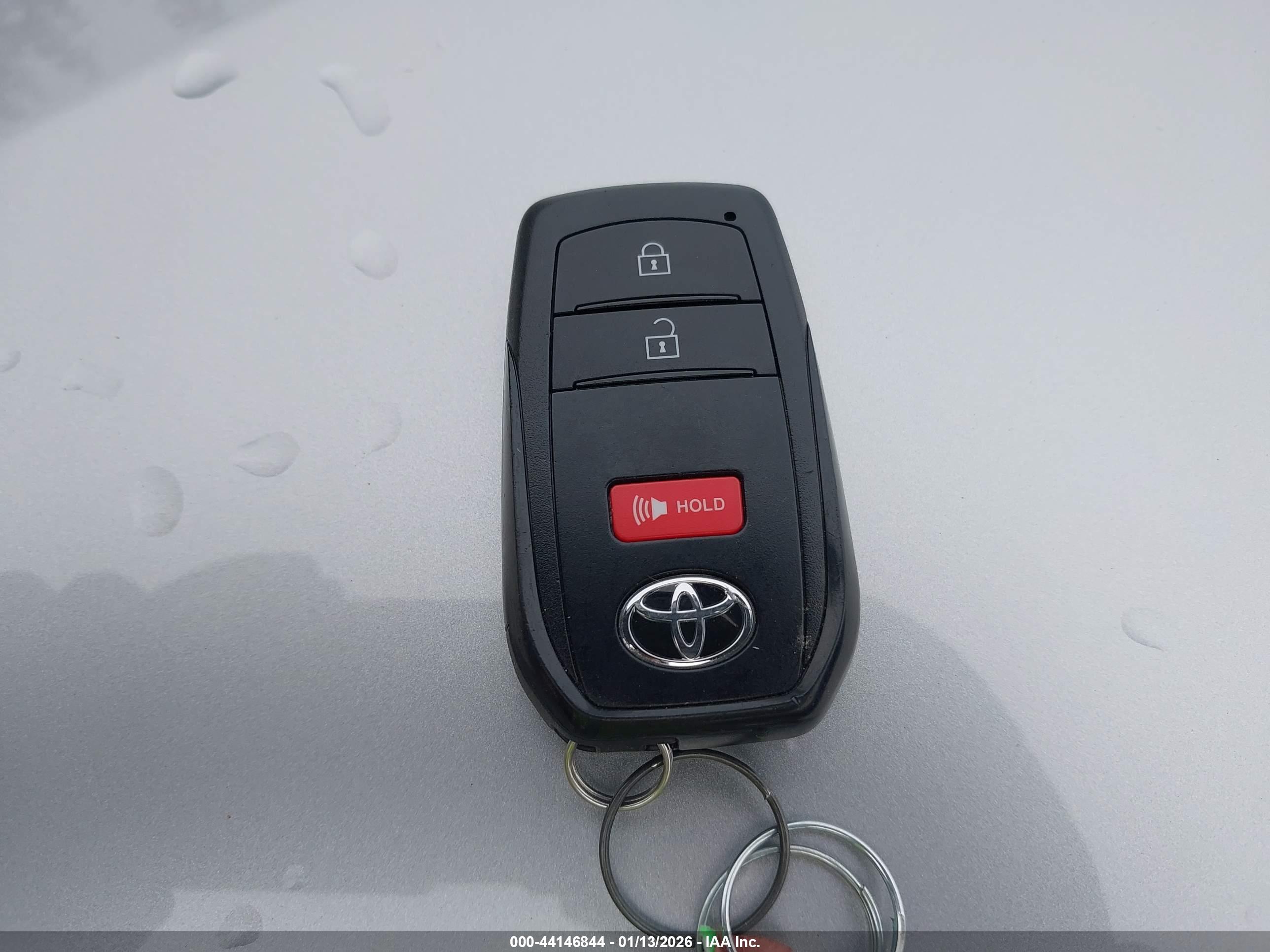 TOYOTA TACOMA image 11