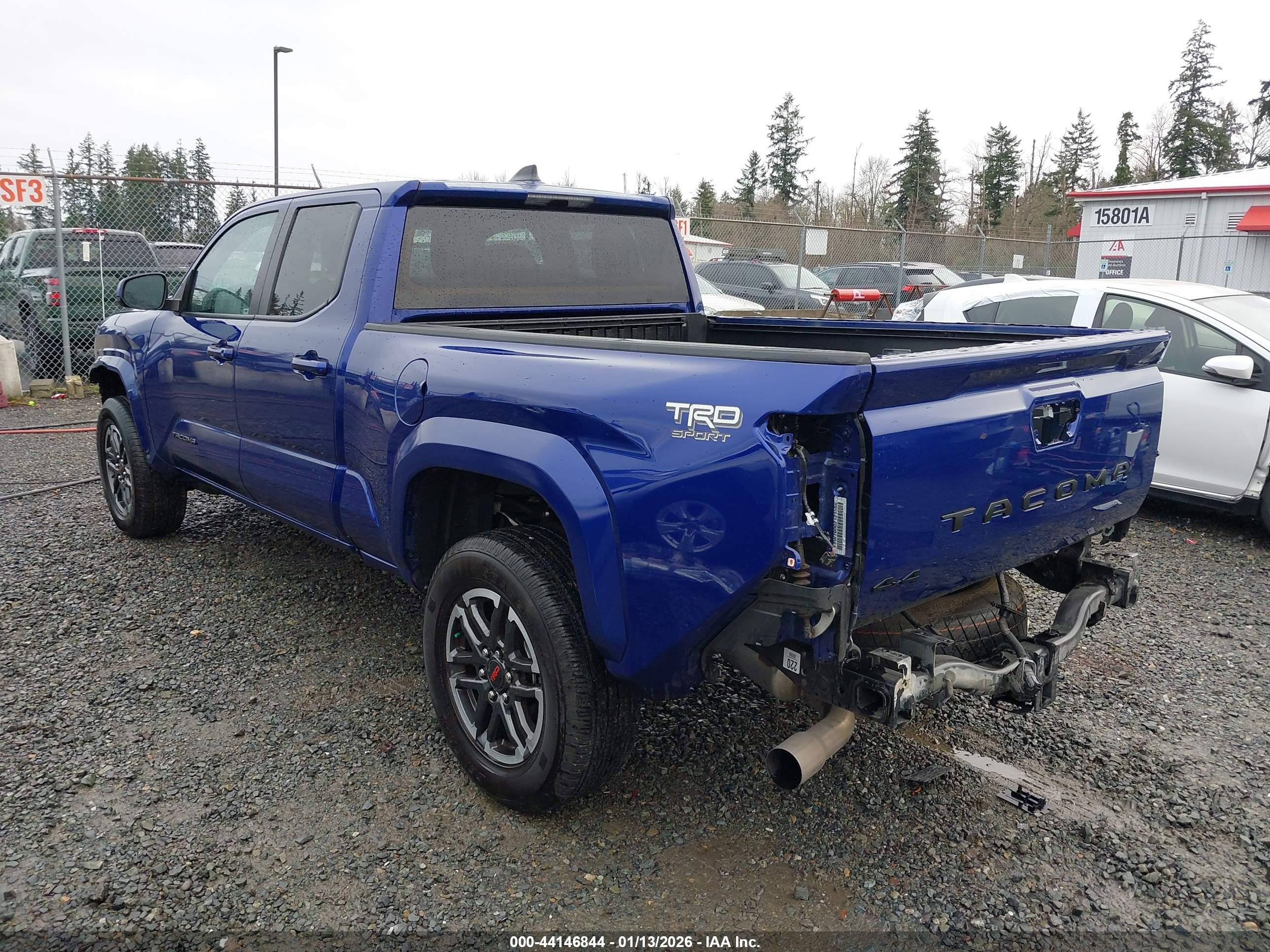 TOYOTA TACOMA image 3
