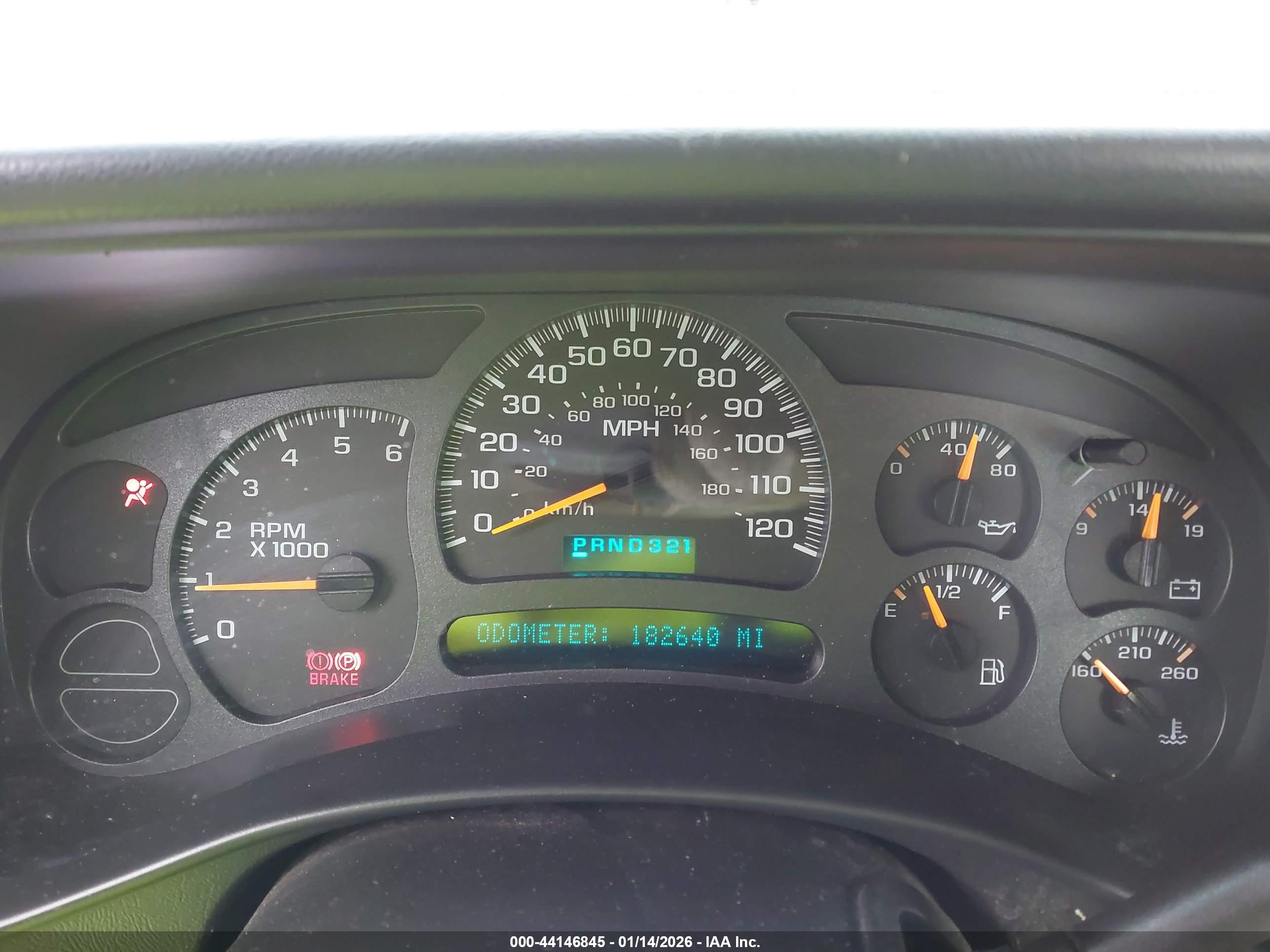 CHEVROLET SILVERADO image 7