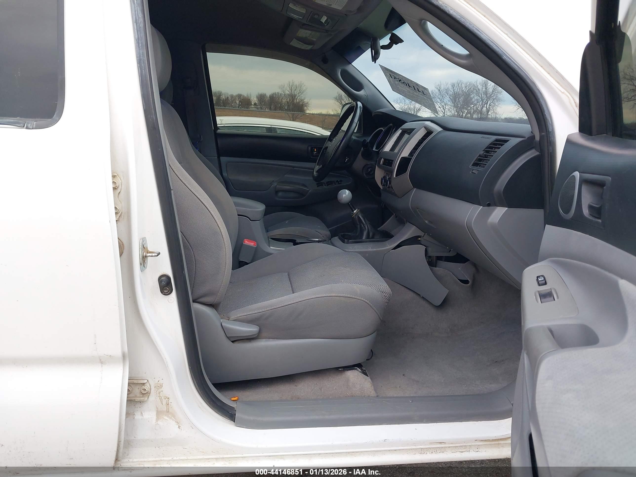 TOYOTA TACOMA image 5
