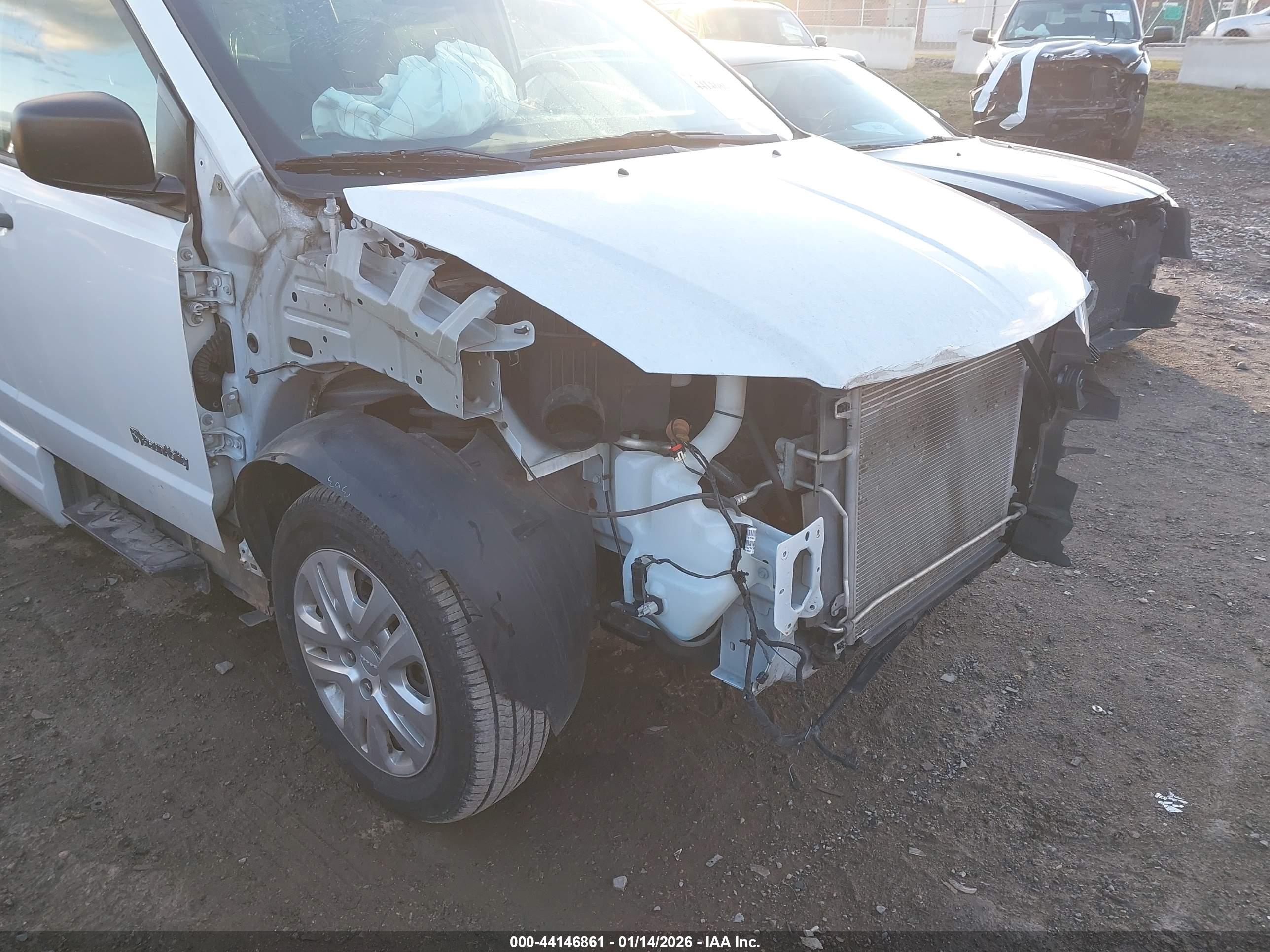 DODGE GRAND image 6
