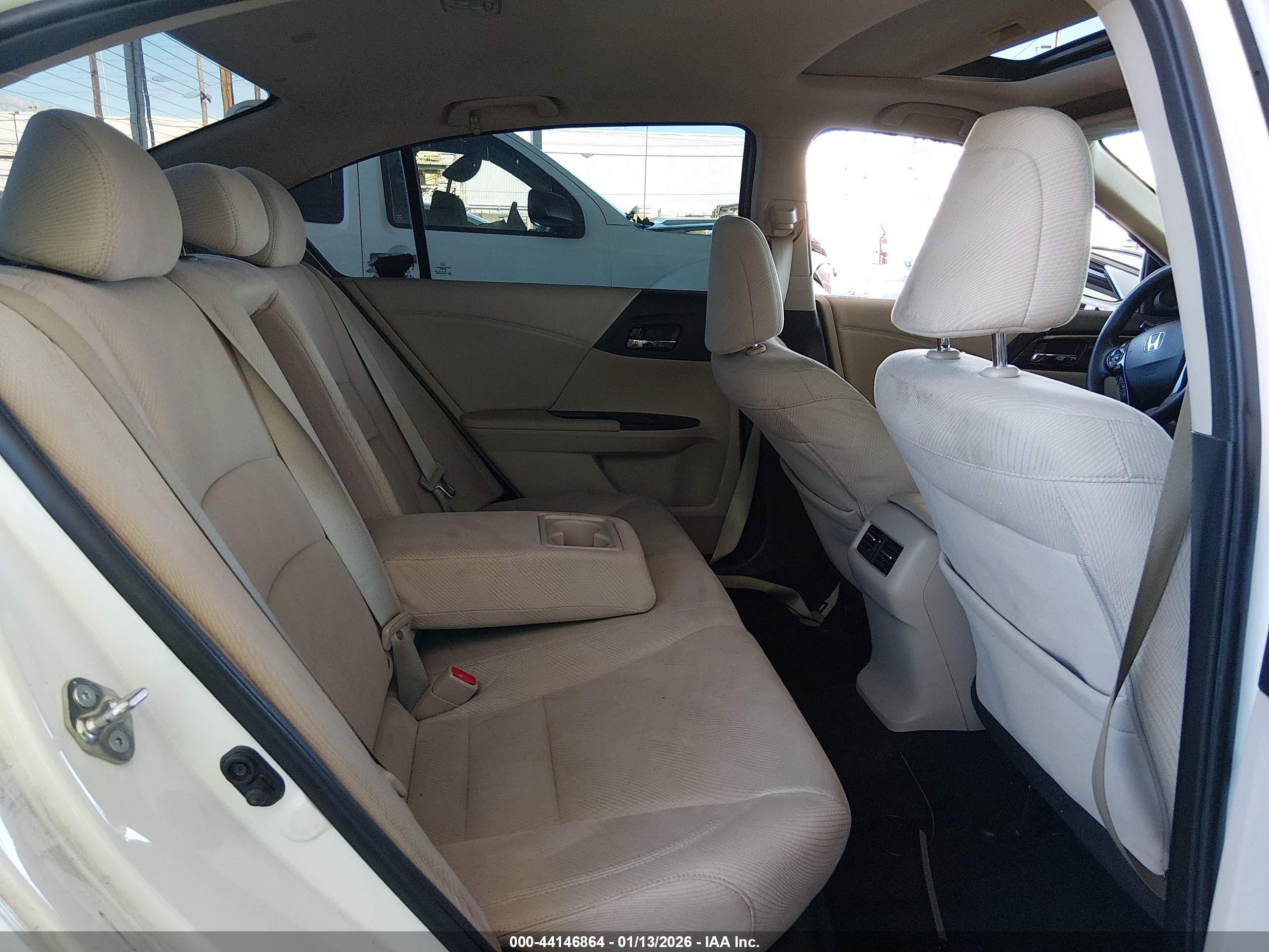 HONDA ACCORD image 8