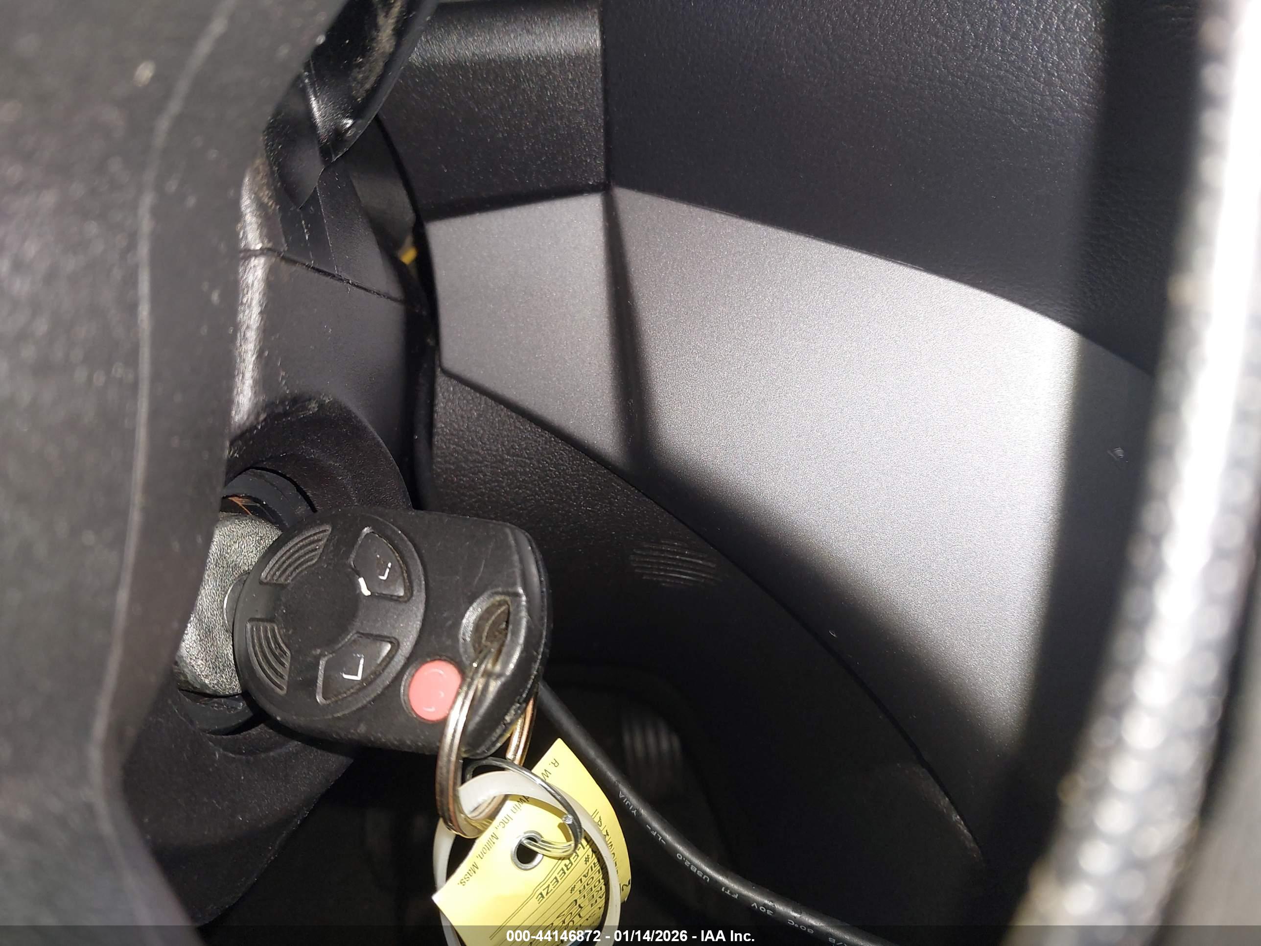 FORD ESCAPE image 11