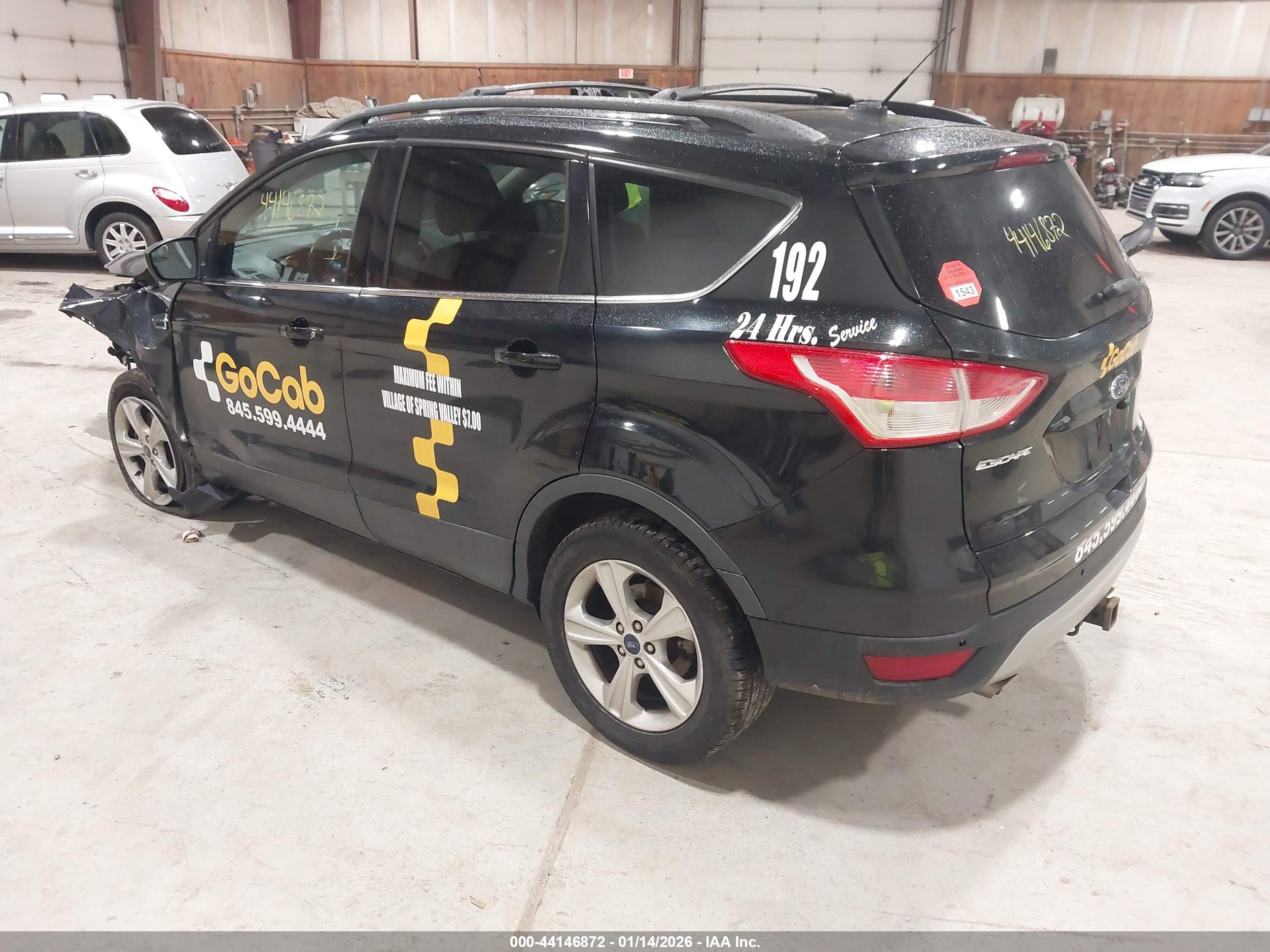 FORD ESCAPE image 3