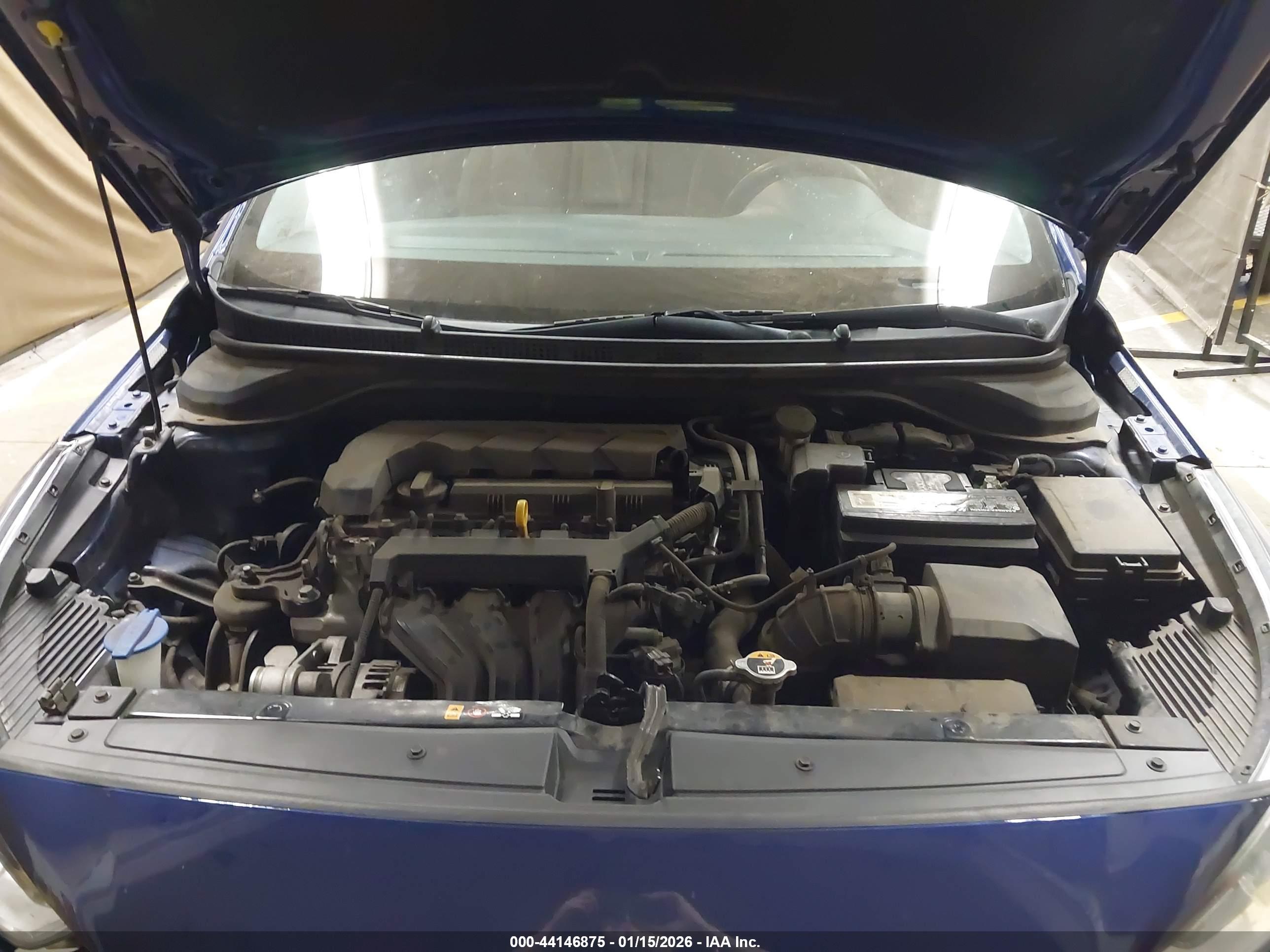 HYUNDAI ACCENT image 10