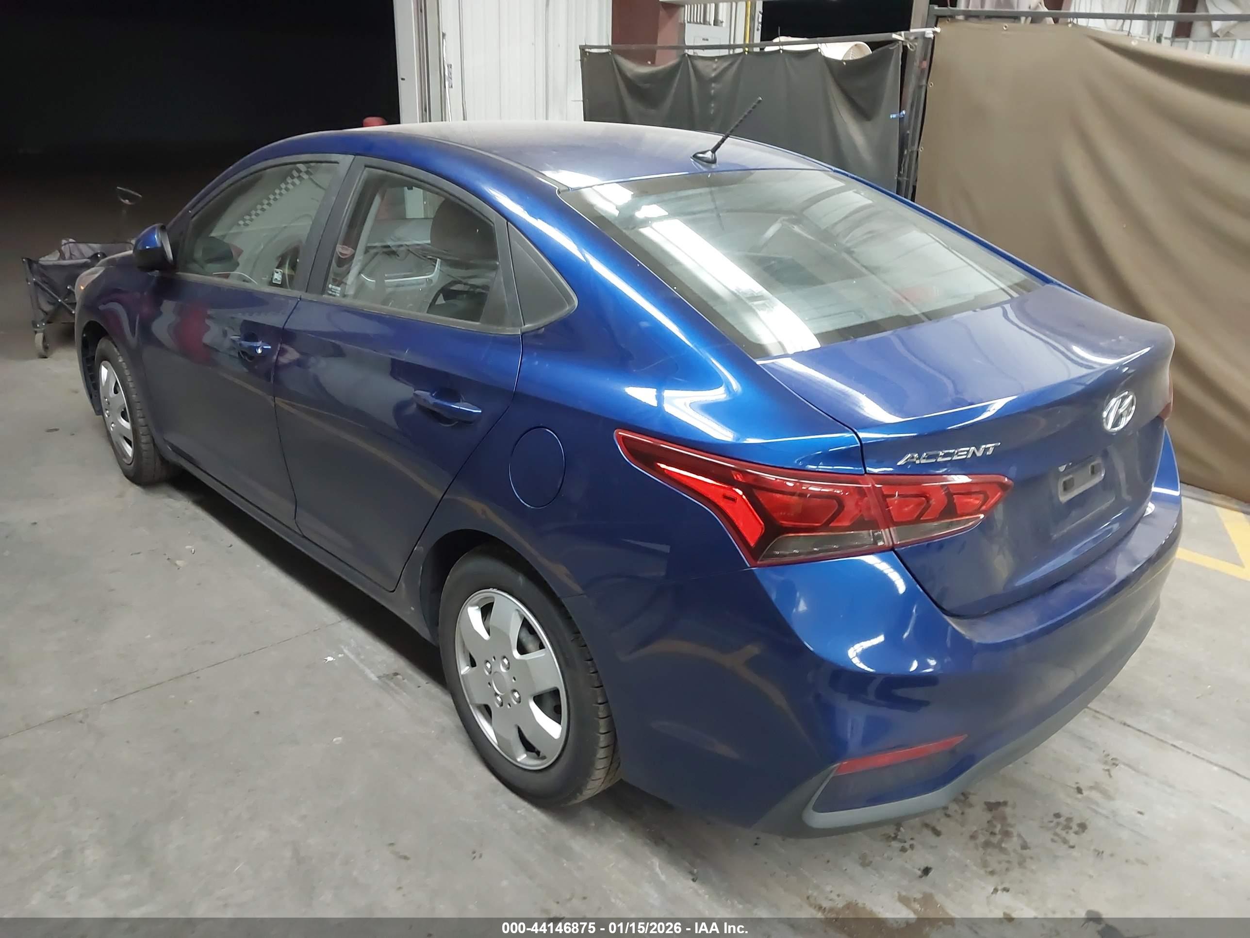 HYUNDAI ACCENT image 3