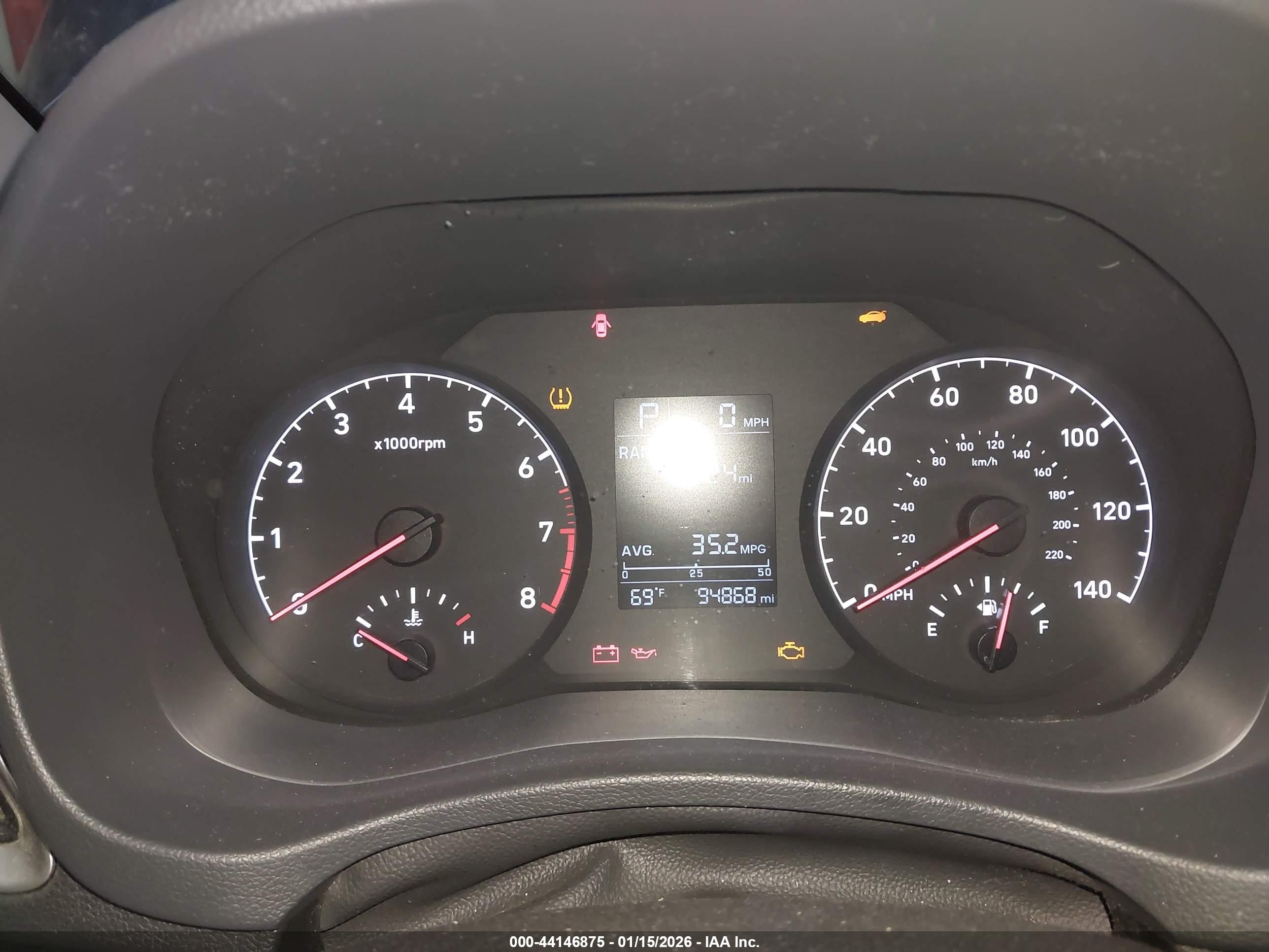 HYUNDAI ACCENT image 7