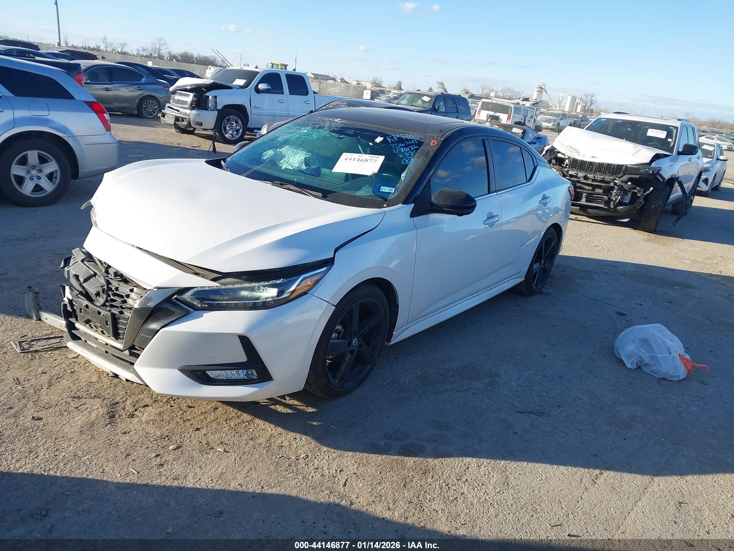 NISSAN SENTRA image 2