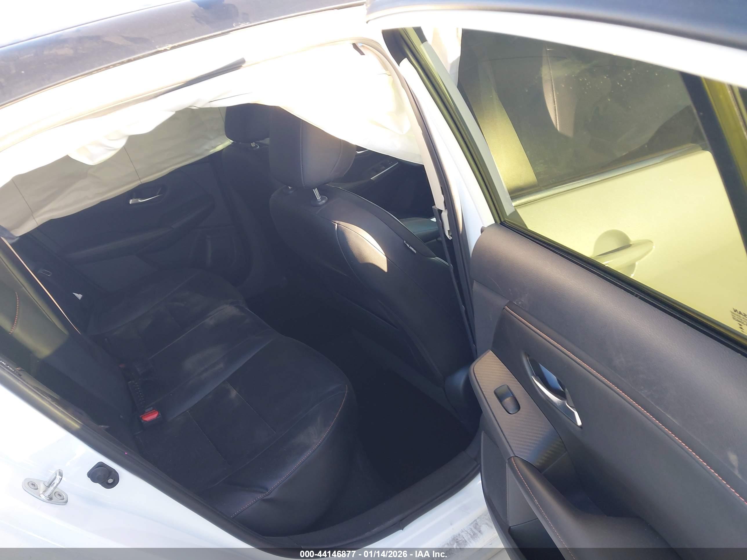 NISSAN SENTRA image 8