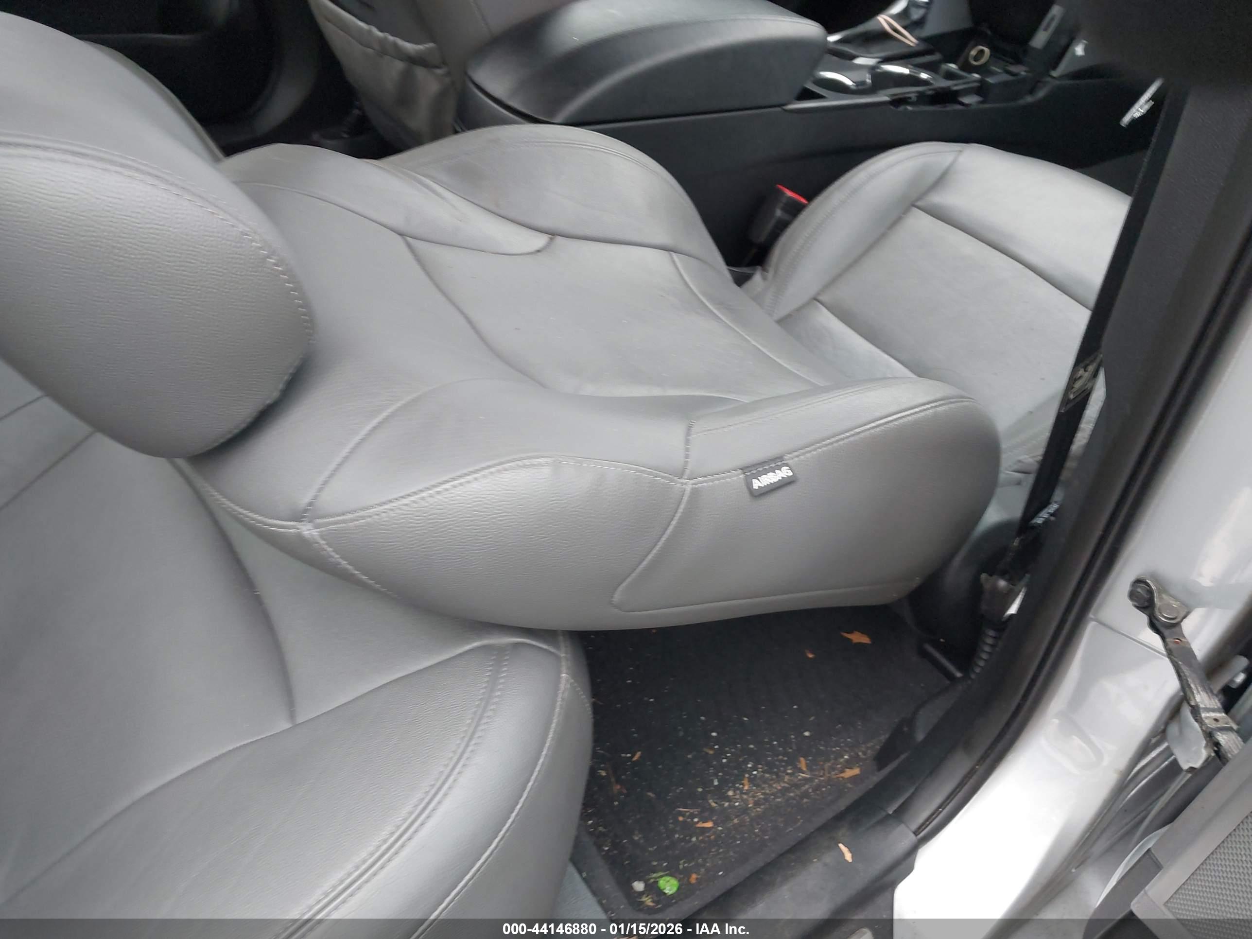 HYUNDAI SONATA image 8