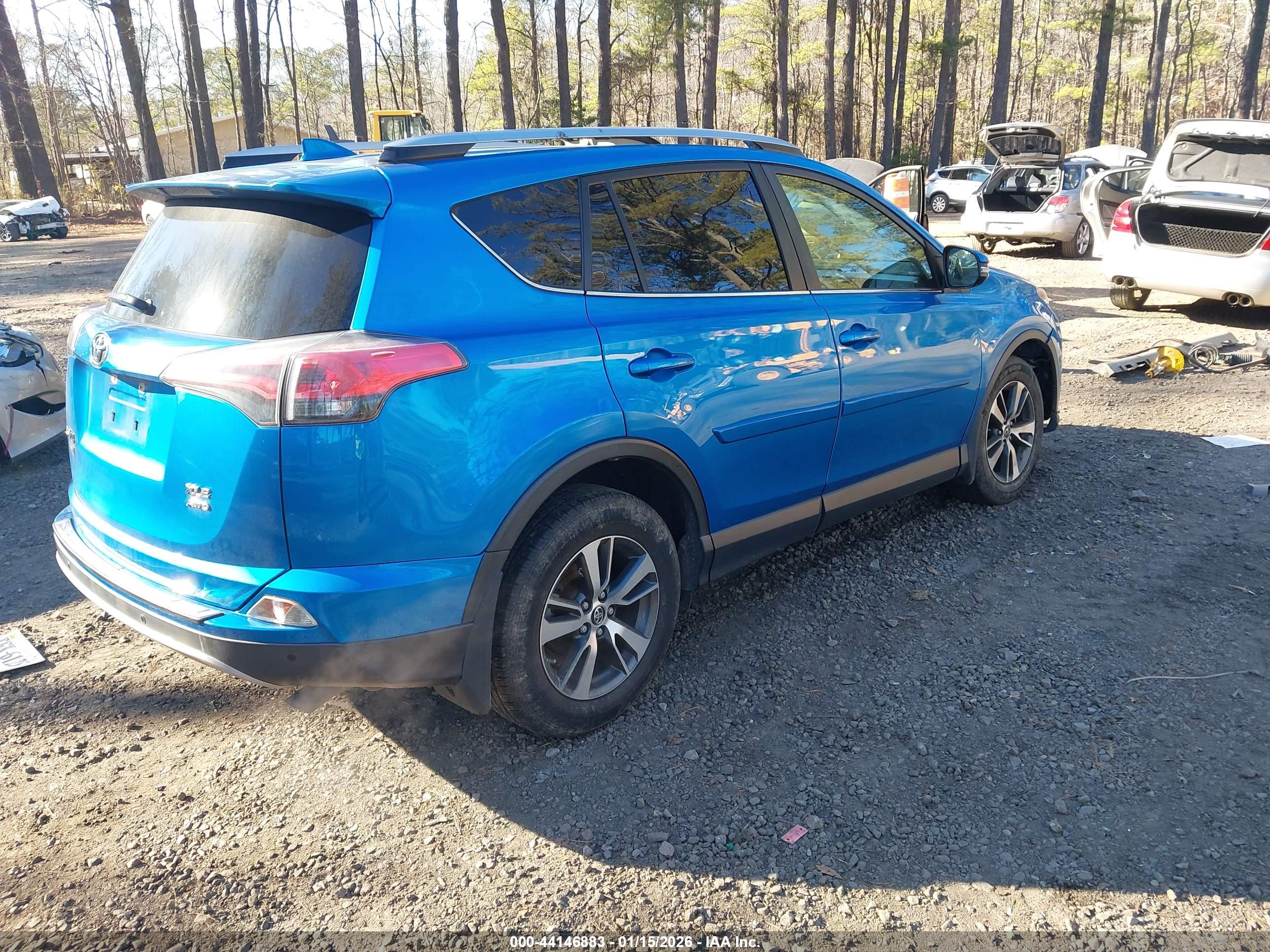 TOYOTA RAV4 image 4