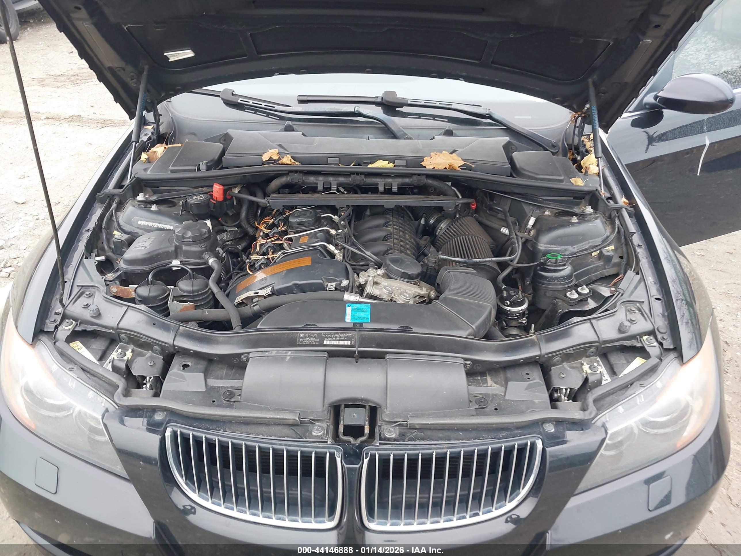 BMW 335I image 10