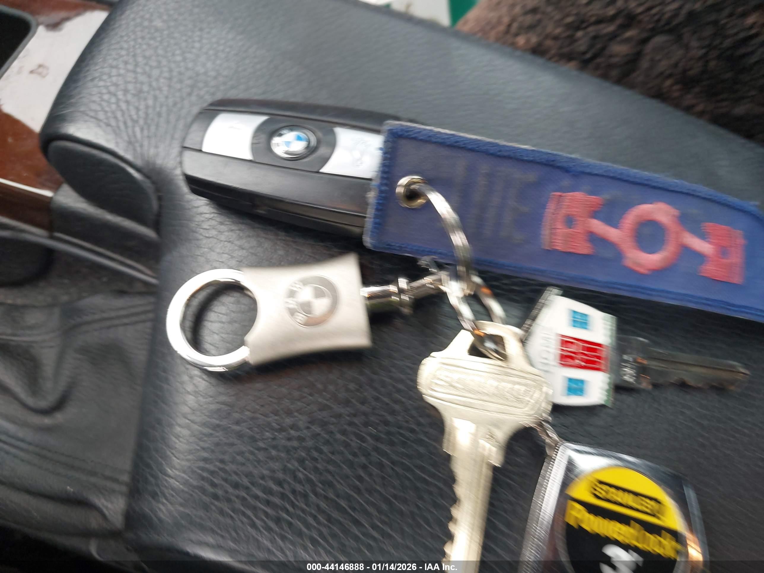 BMW 335I image 11