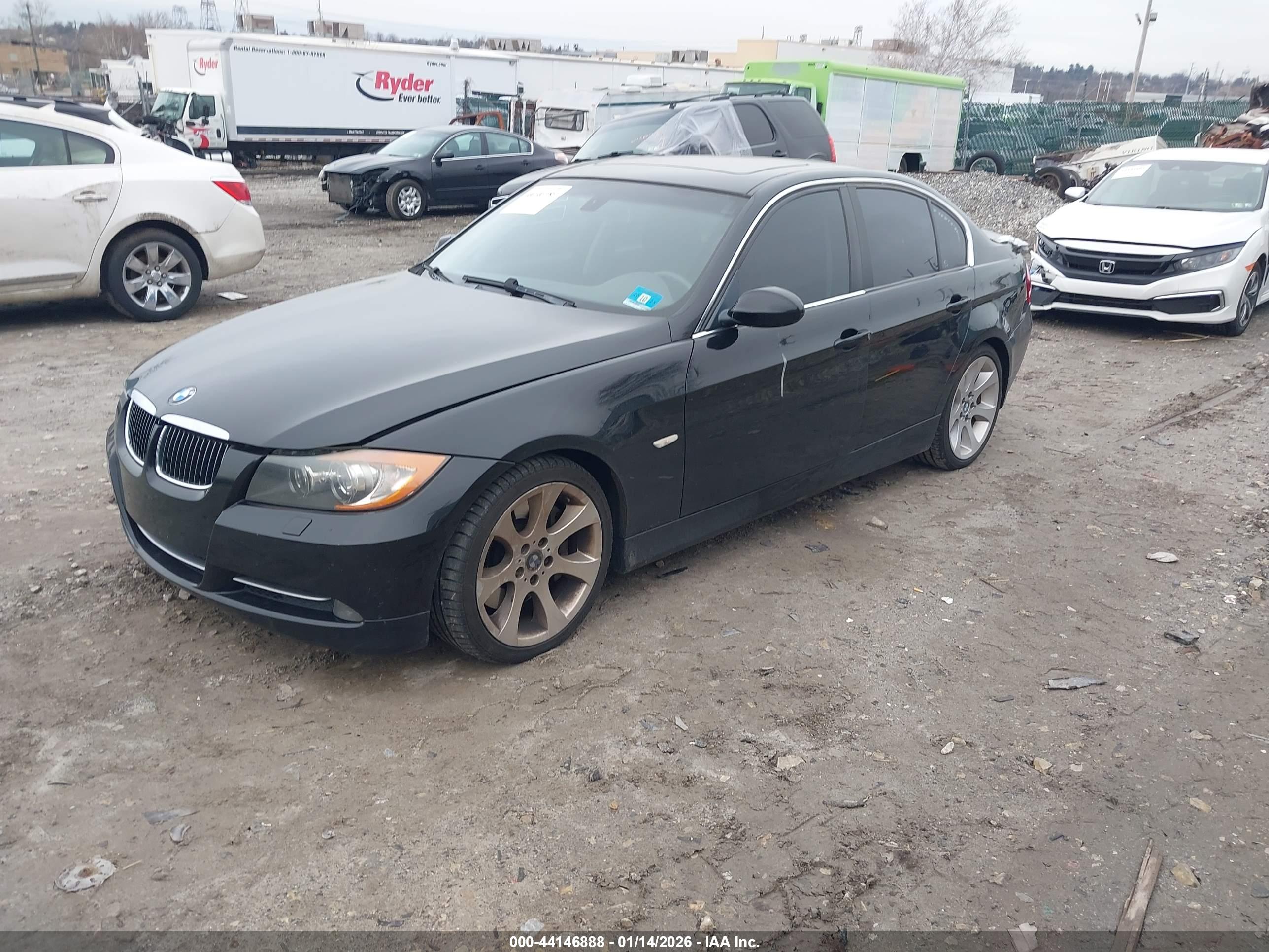 BMW 335I image 2