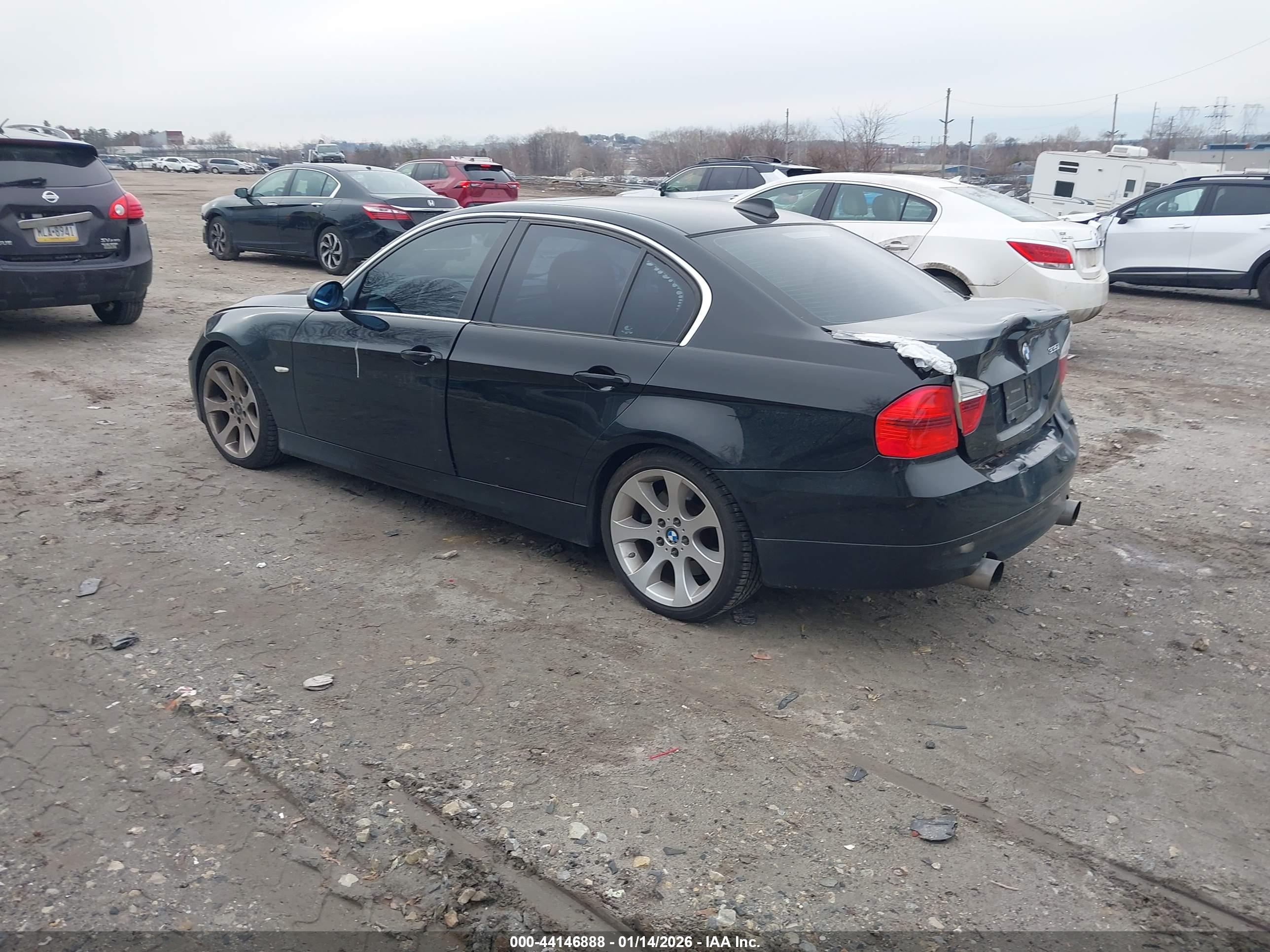 BMW 335I image 3