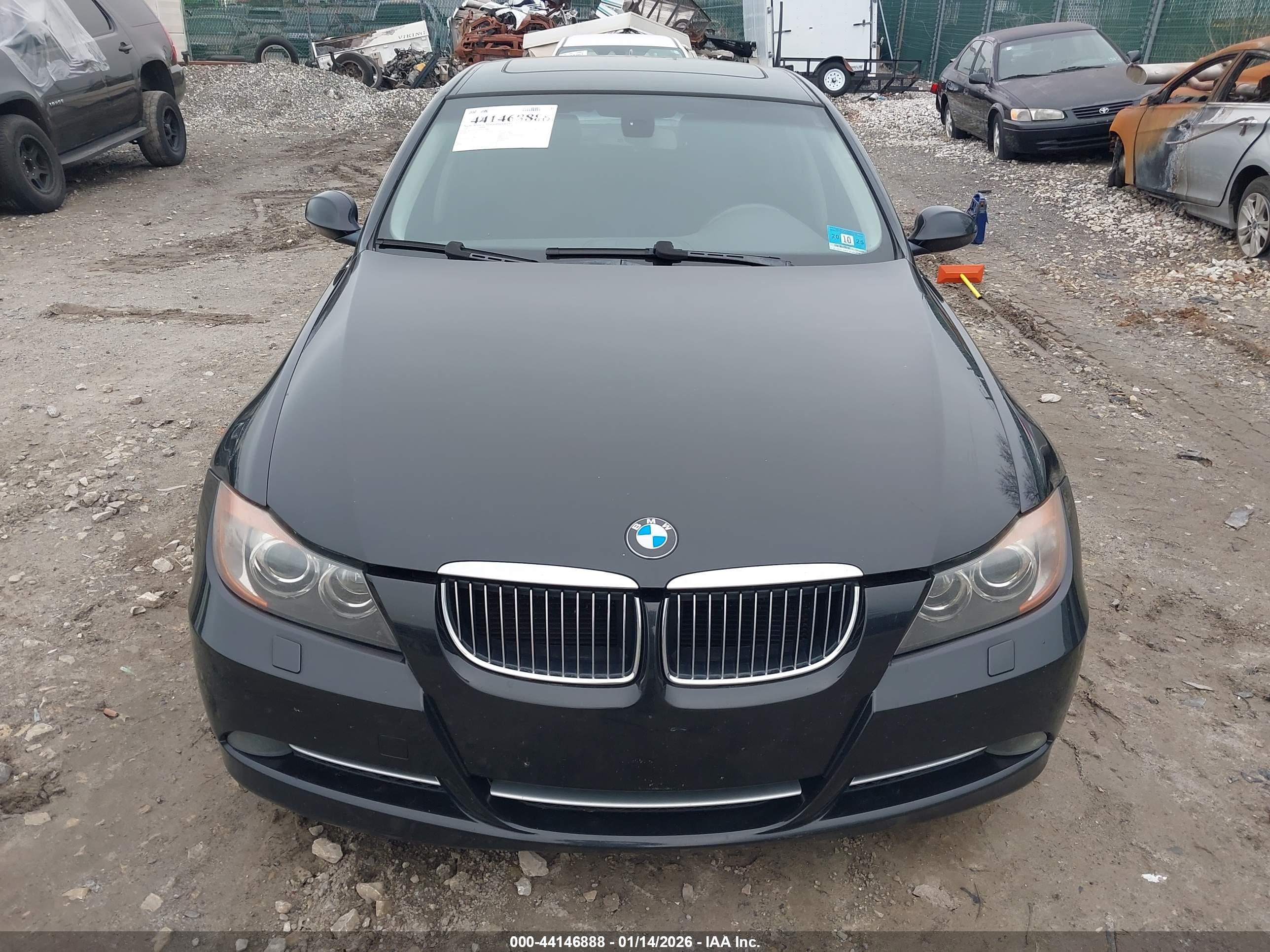 BMW 335I image 6